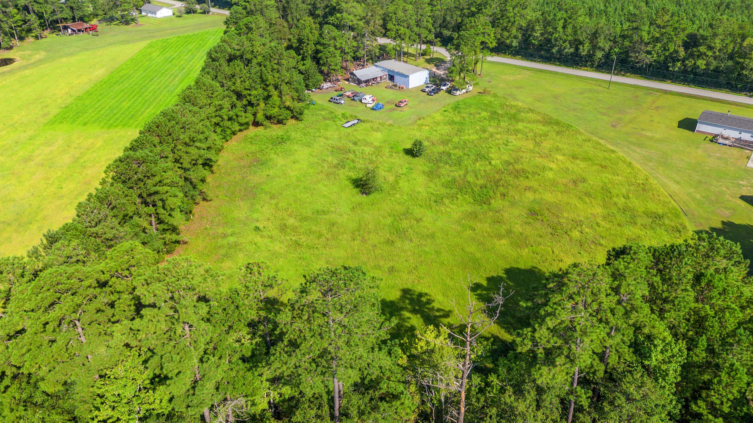 5272 Carriage Rd. Property Photo 9