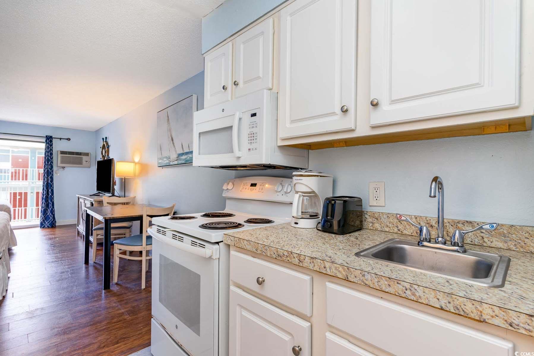 1207 S Ocean Blvd. Property Photo 6