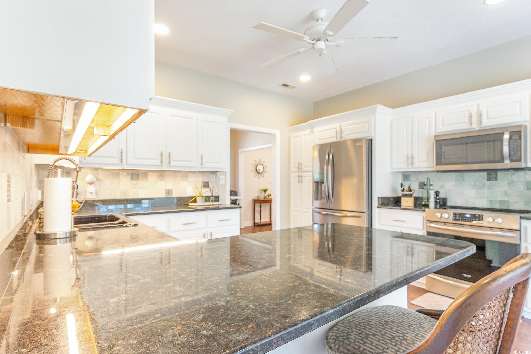 975 Grace Dr. Property Photo 12