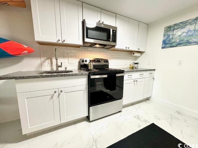 6850 Blue Heron Blvd. Property Photo 9