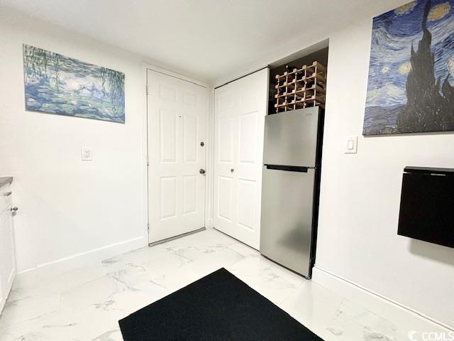 6850 Blue Heron Blvd. Property Photo 10