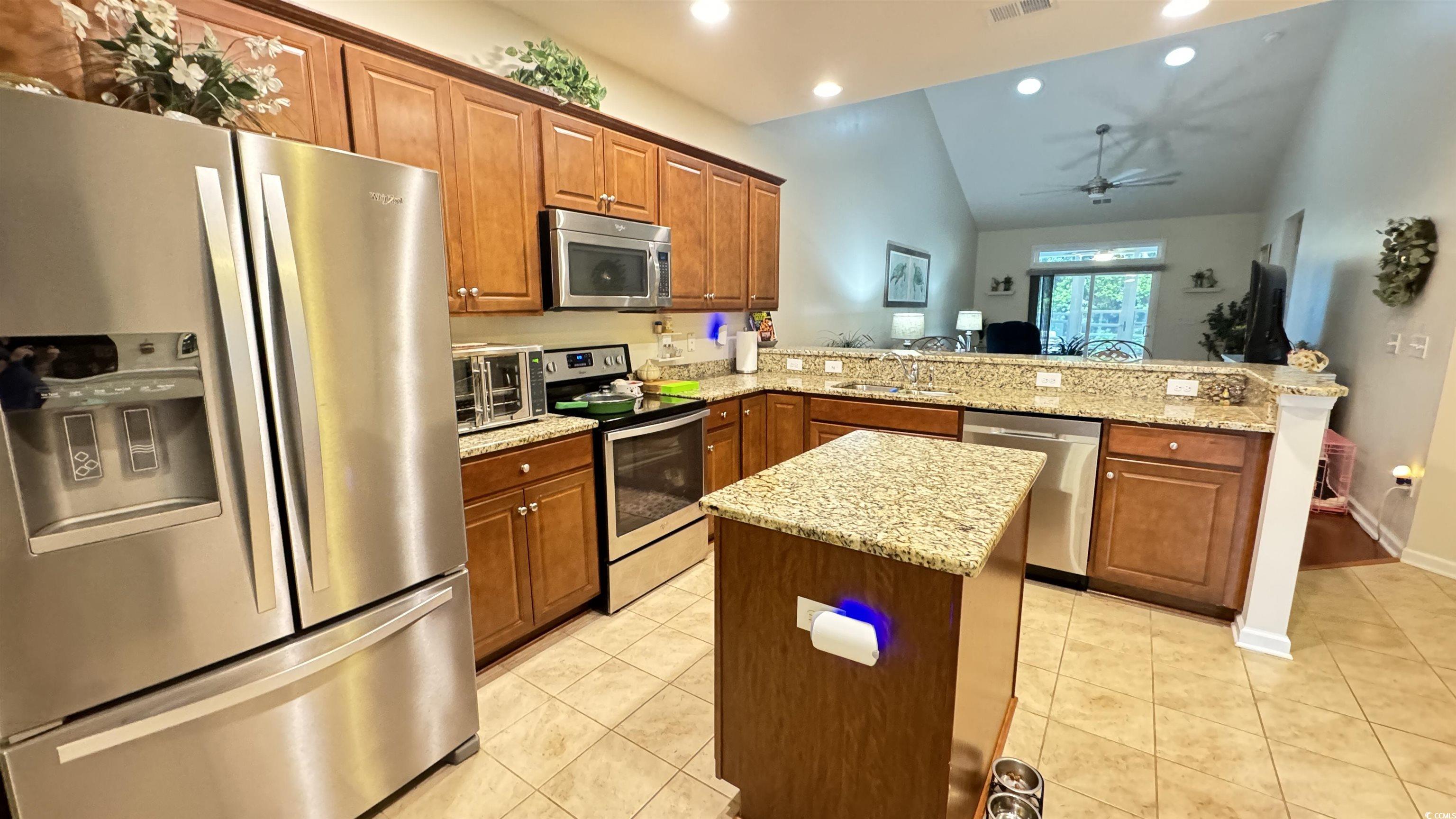 2122 Rayson Dr. Property Photo 7