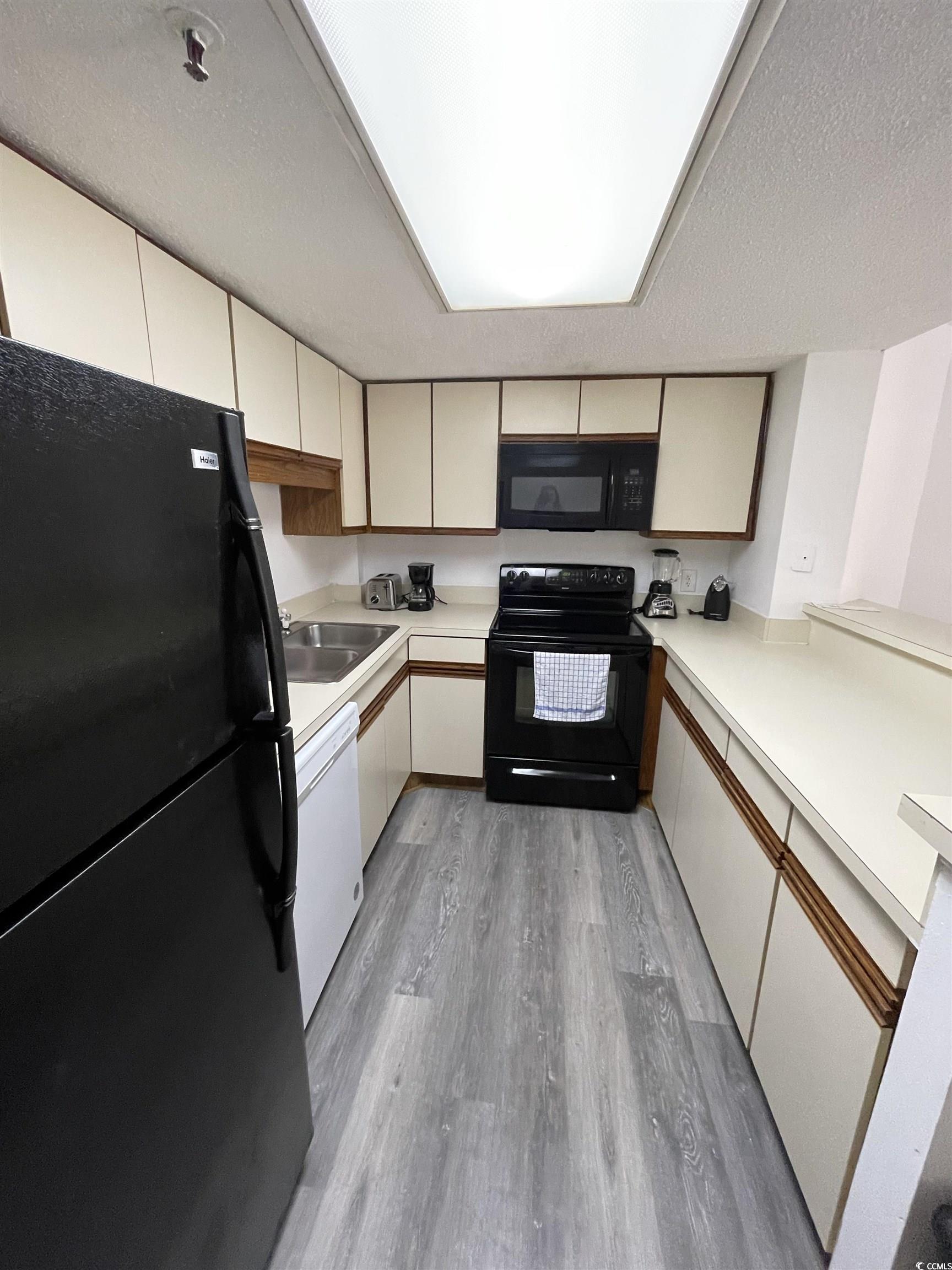 5511 N Ocean Blvd. Property Photo 11