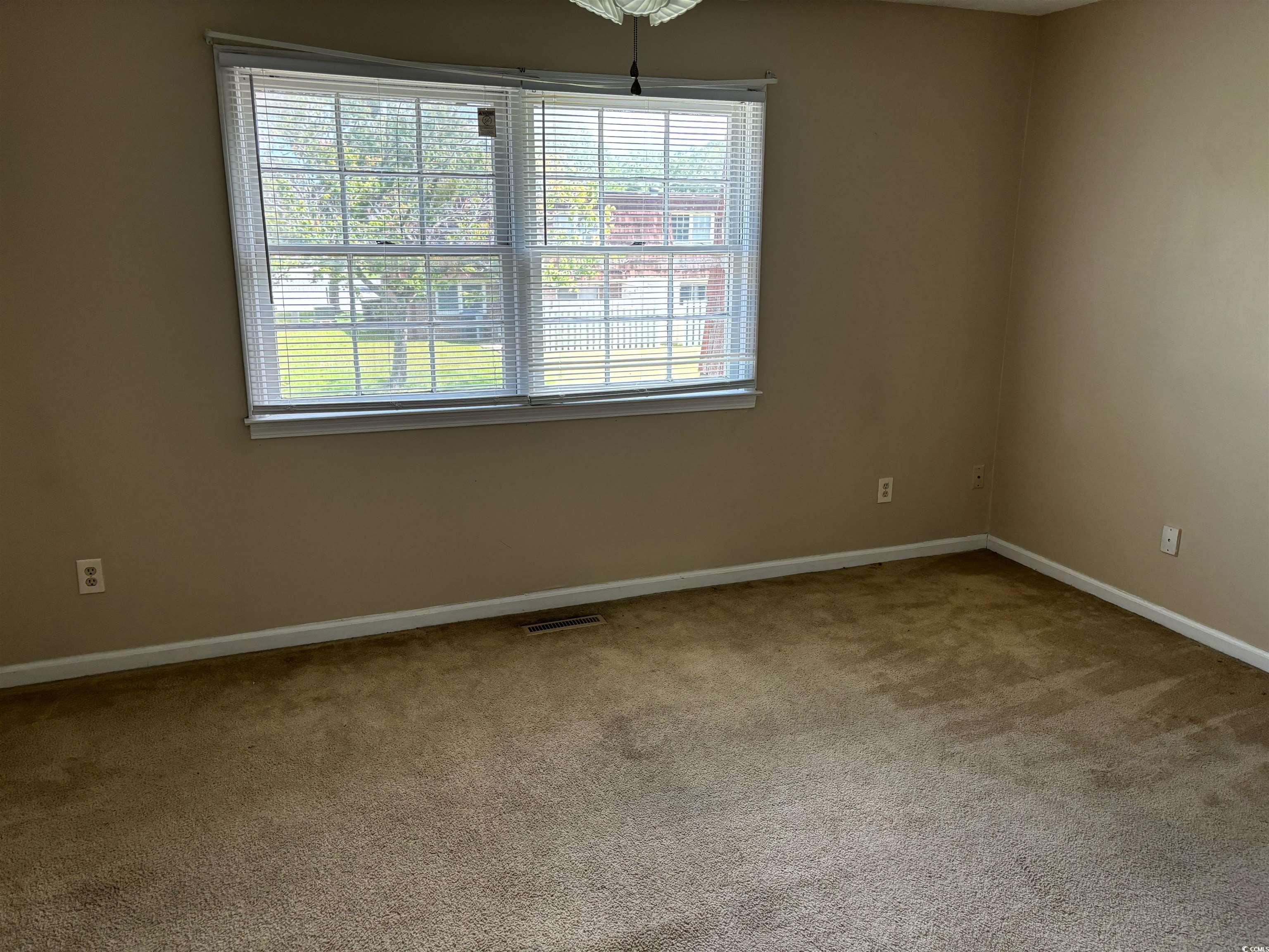 1025 Carolina Rd. Property Photo 2