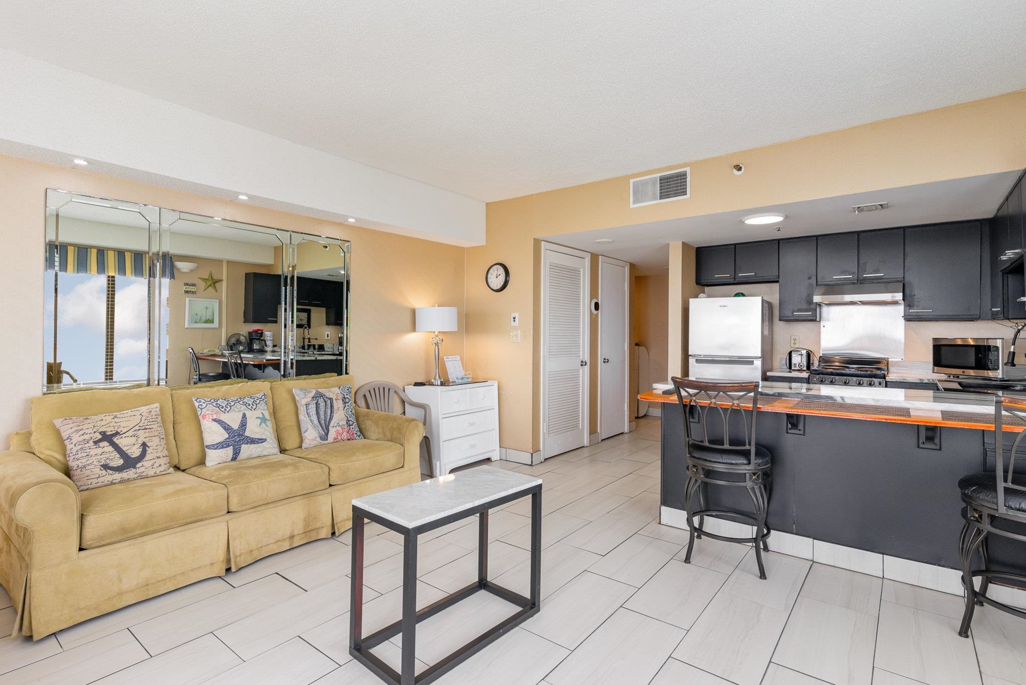 1605 S Ocean Blvd. Property Photo 11