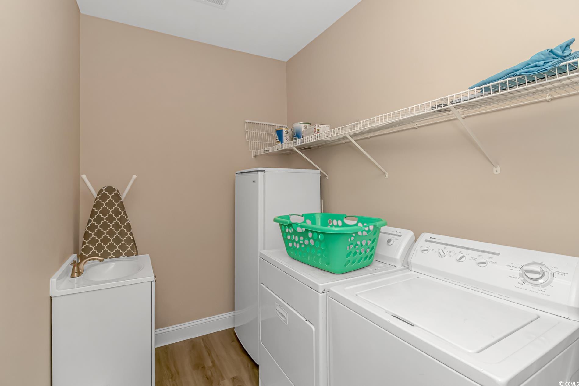 2406 Pointe Marsh Ln. Property Photo 8