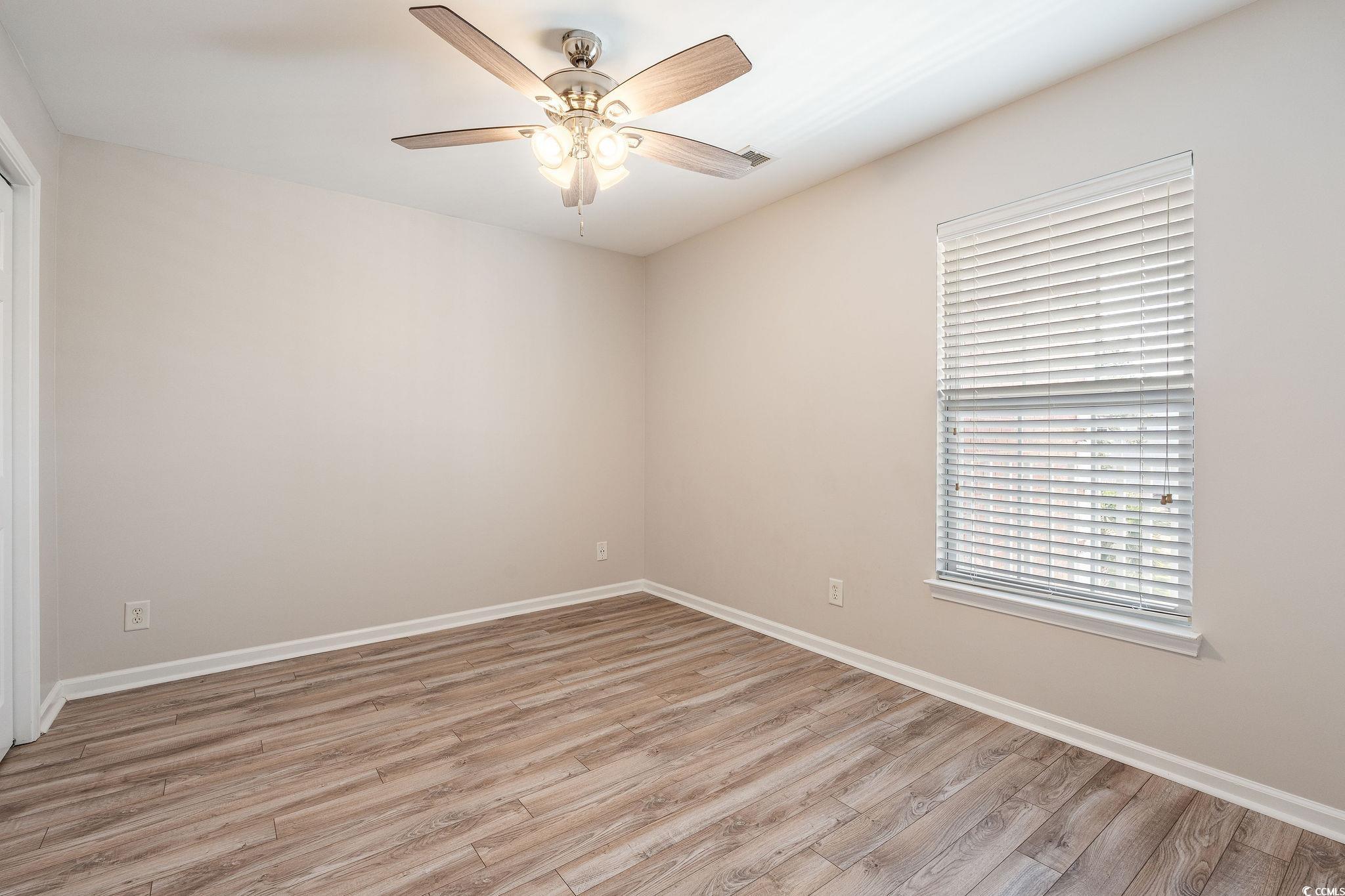 4842 Meadowsweet Dr. Property Photo 8