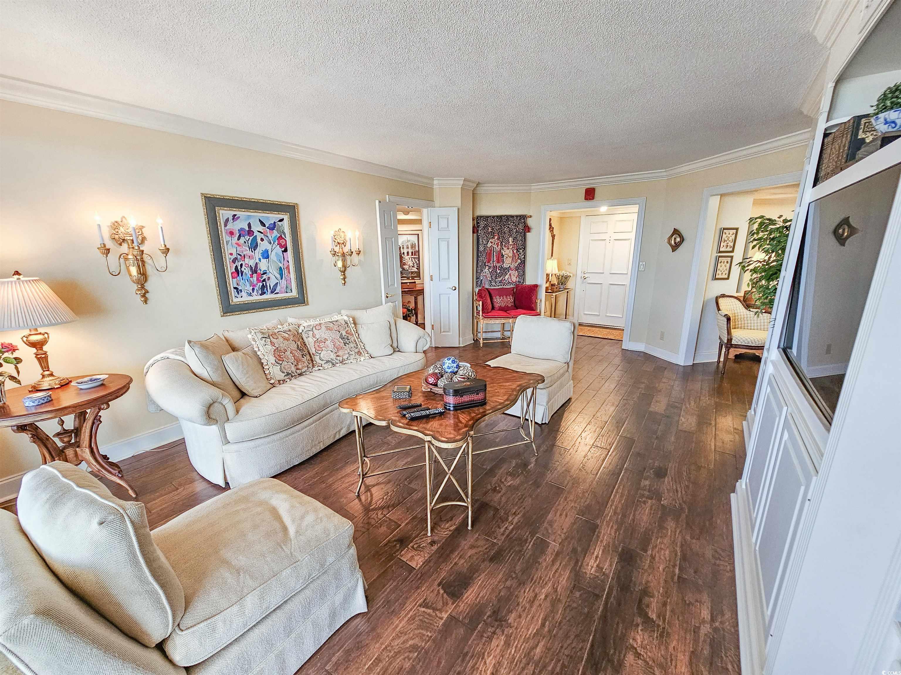 9650 Shore Dr. Property Photo 6