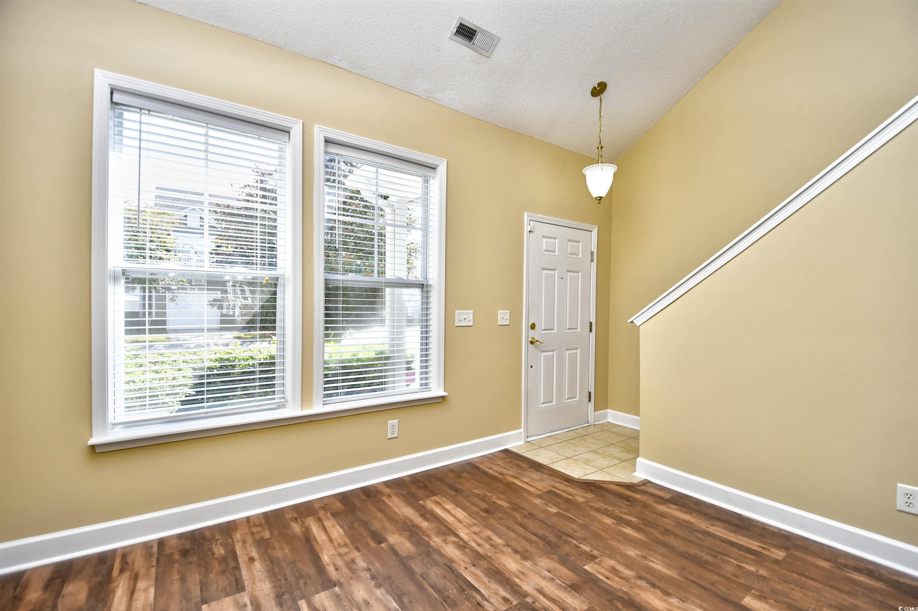 6172 Catalina Dr. Property Photo 5