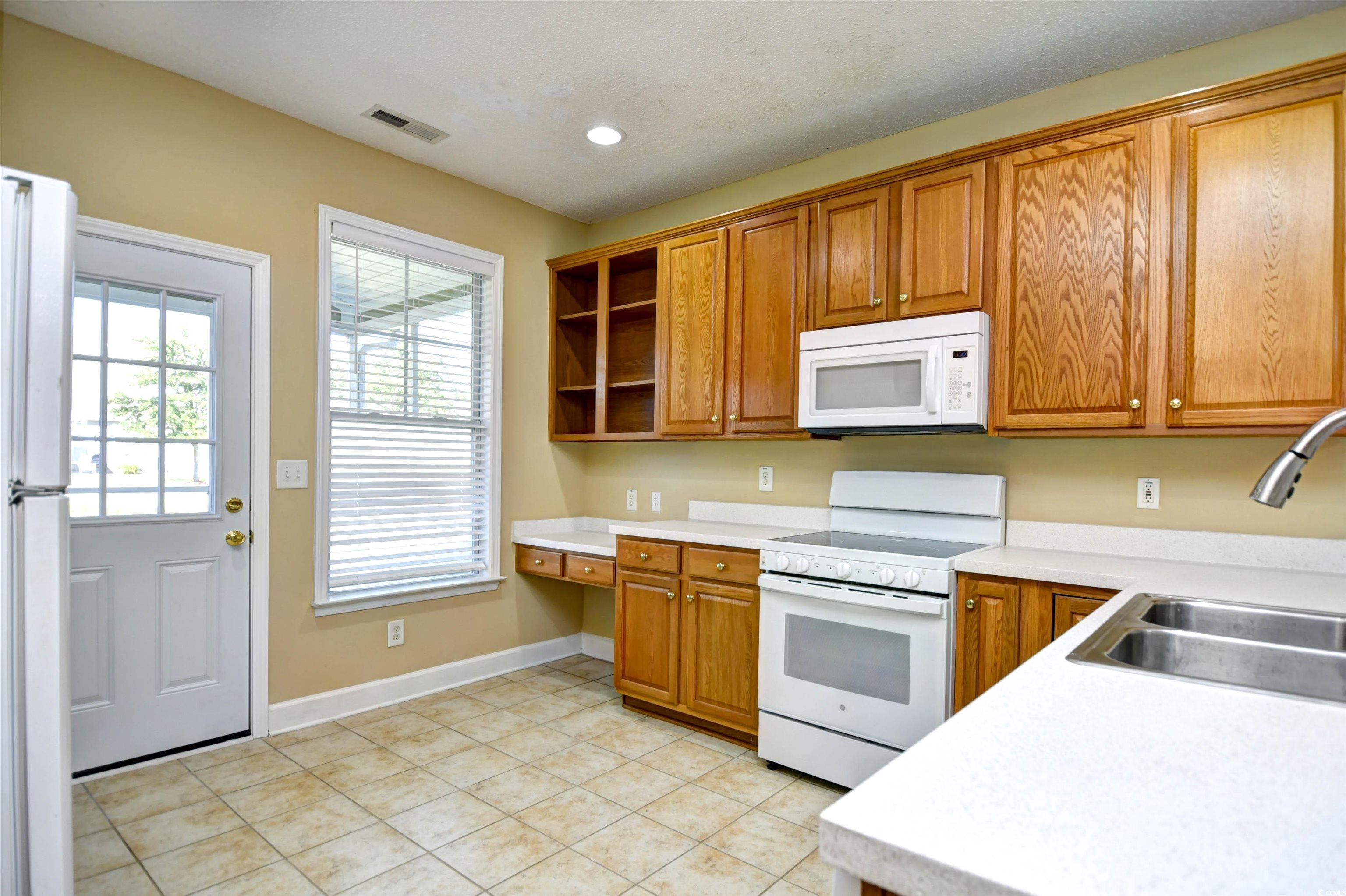 6172 Catalina Dr. Property Photo 10