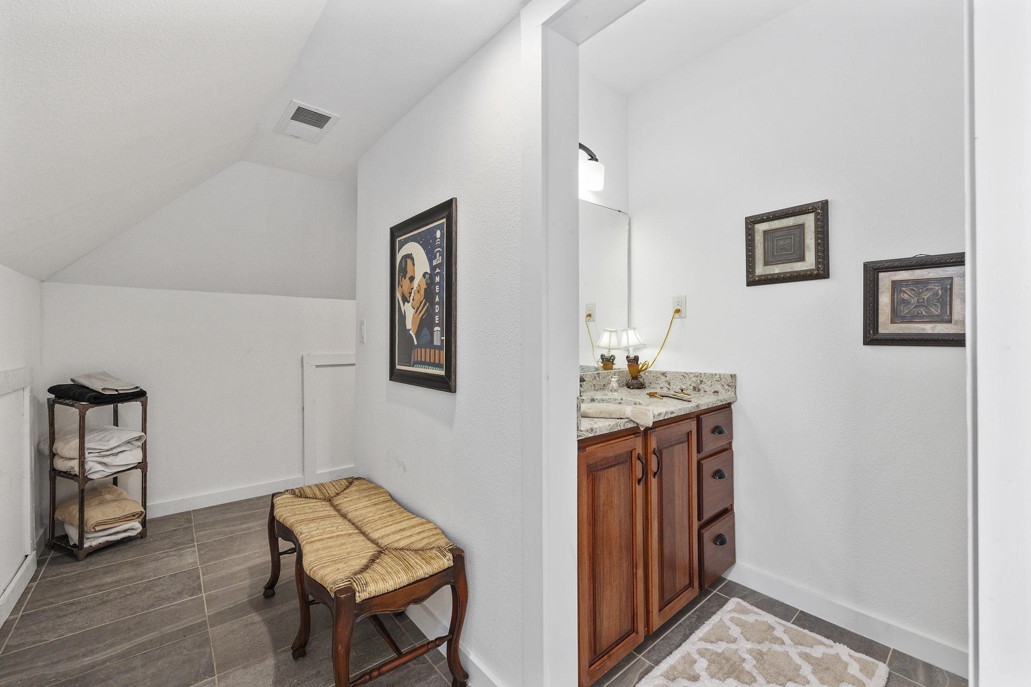 2601 Bay View Dr. Property Photo 30