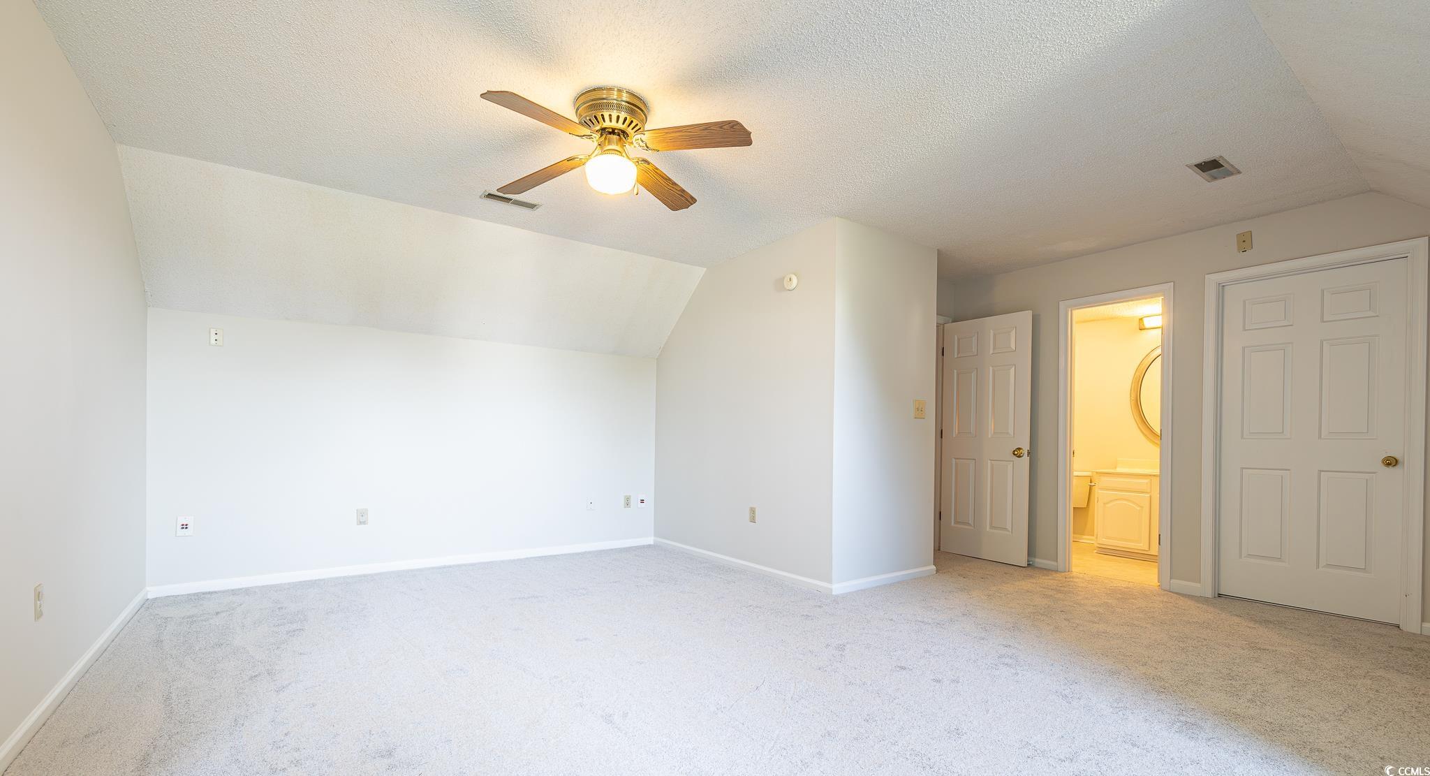 1437 Shoreline Dr. Property Photo 5