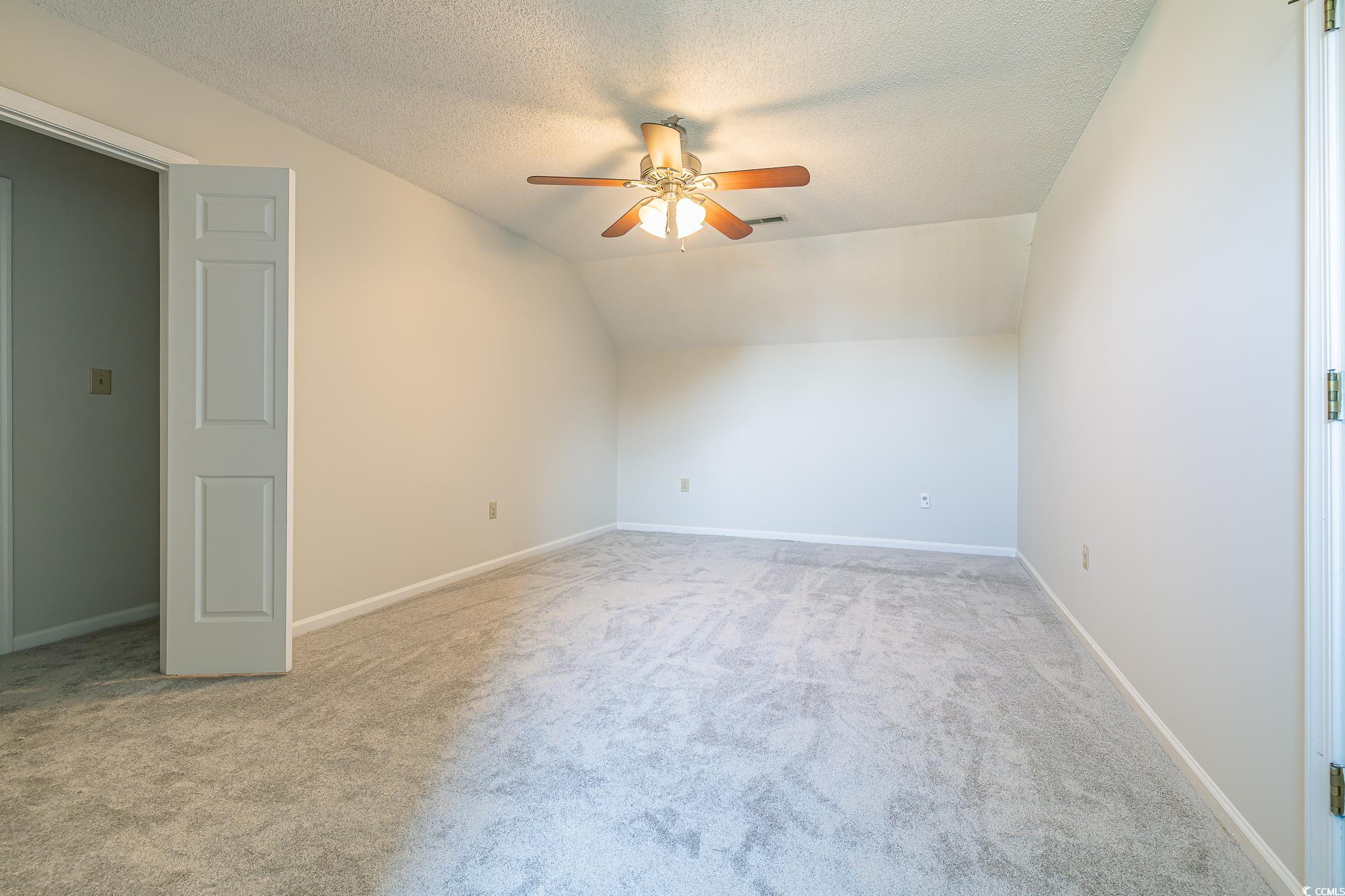 1437 Shoreline Dr. Property Photo 6