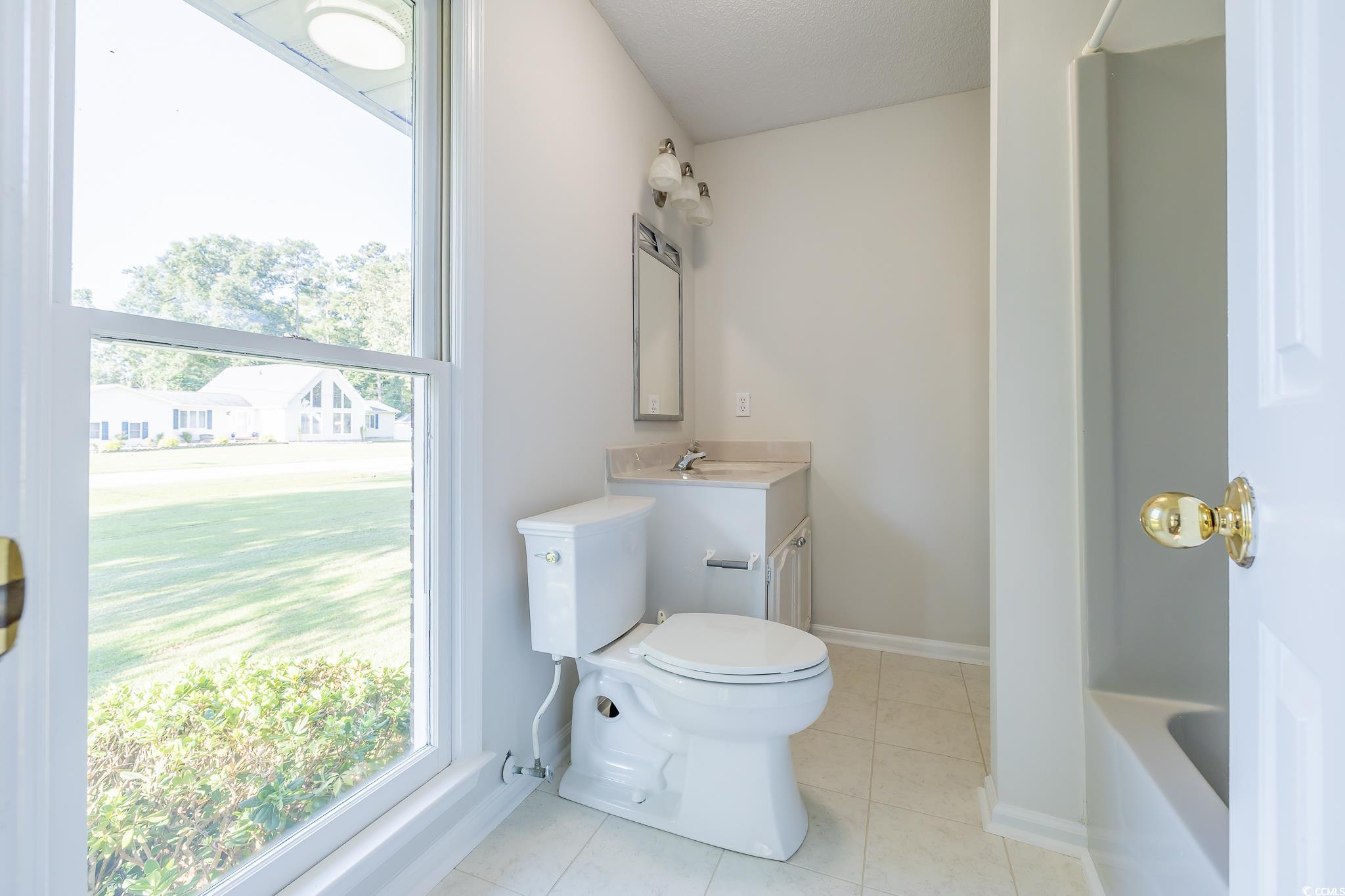 1437 Shoreline Dr. Property Photo 16
