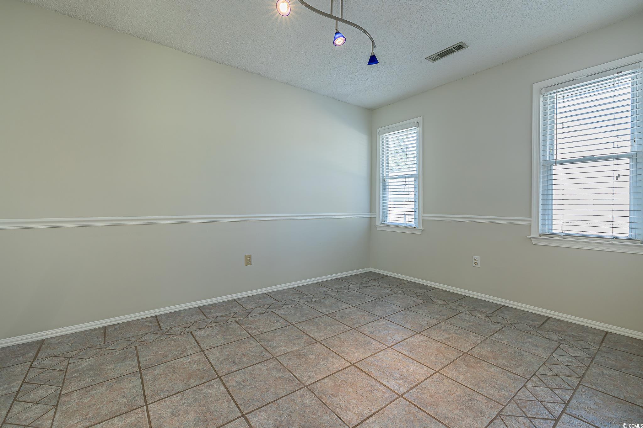 1437 Shoreline Dr. Property Photo 32