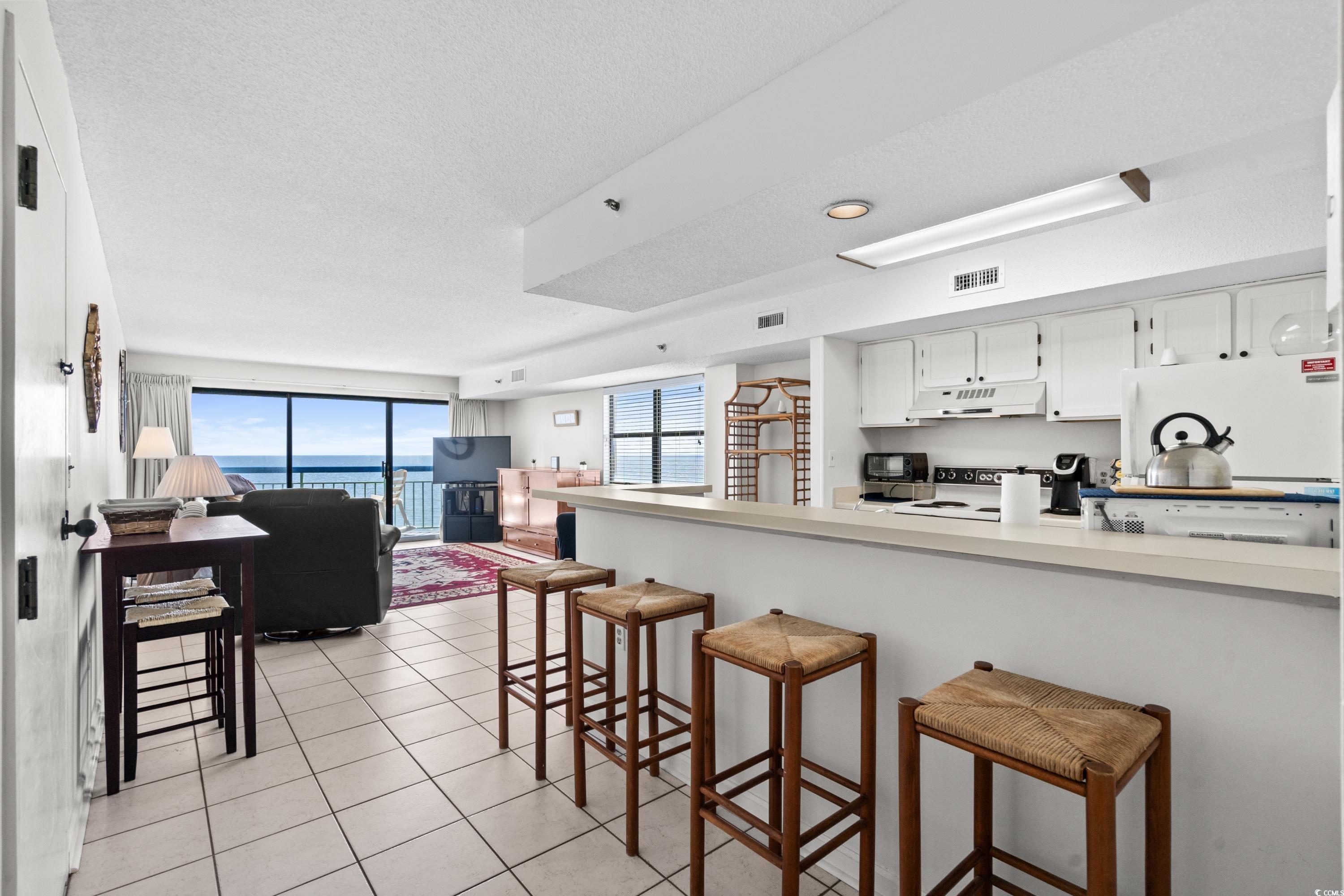 2500 N Ocean Blvd. Property Photo 6