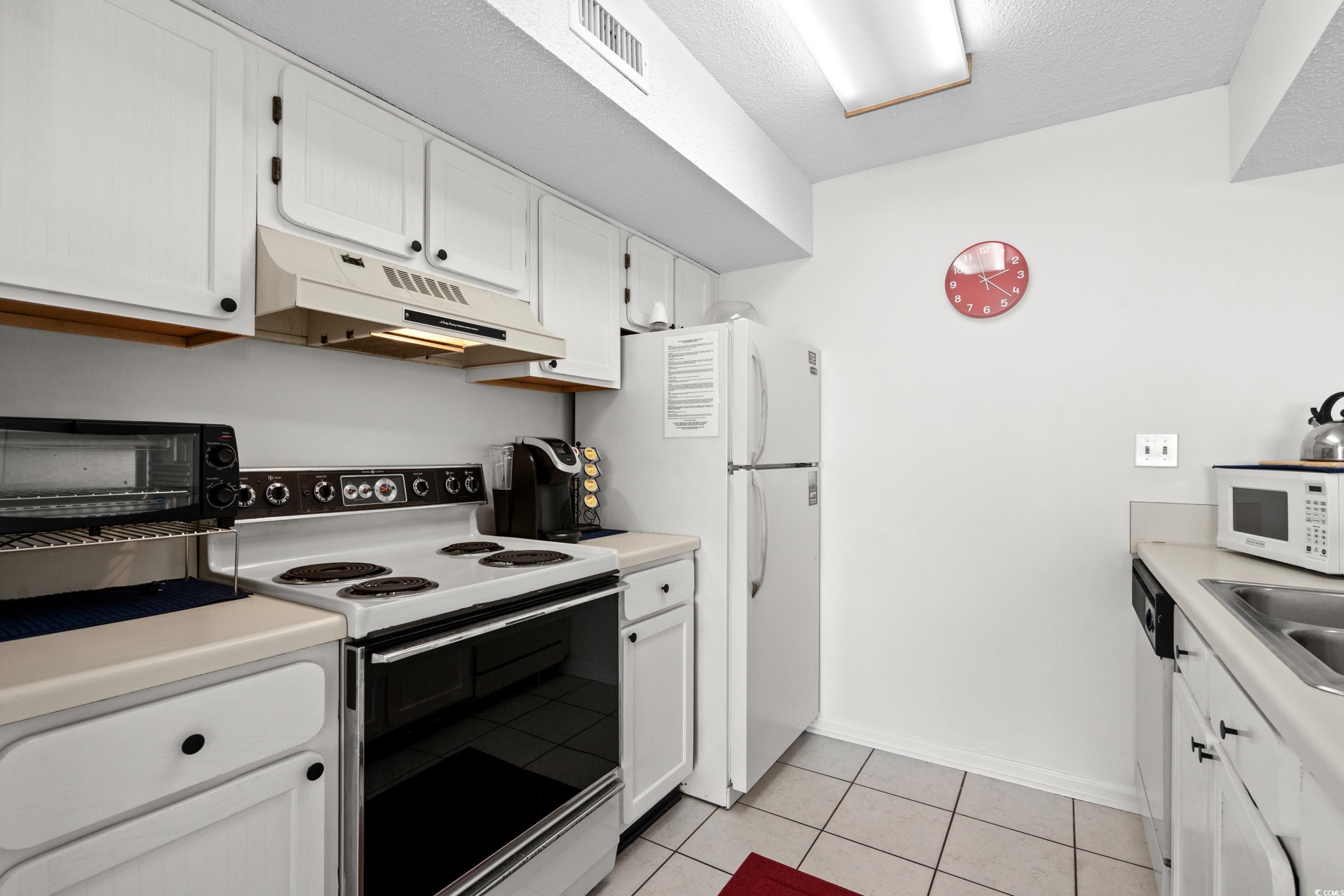 2500 N Ocean Blvd. Property Photo 16