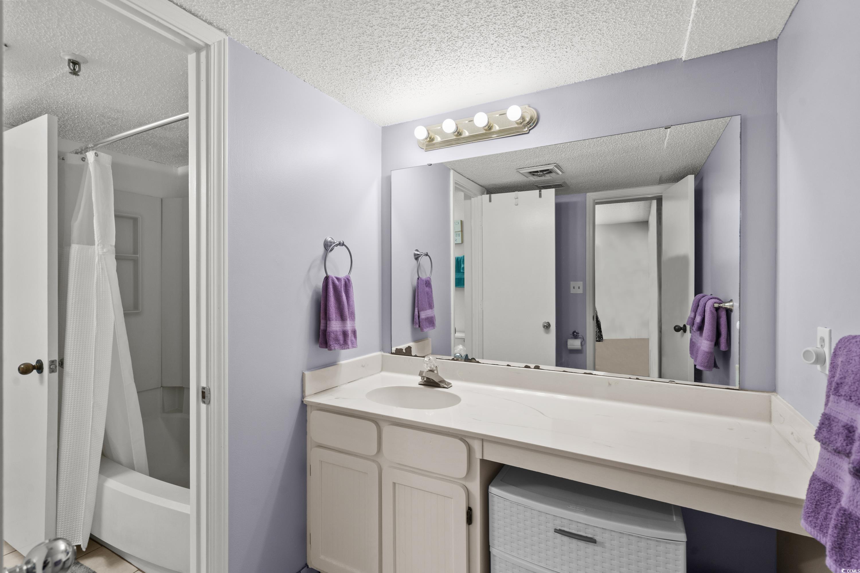 2500 N Ocean Blvd. Property Photo 27