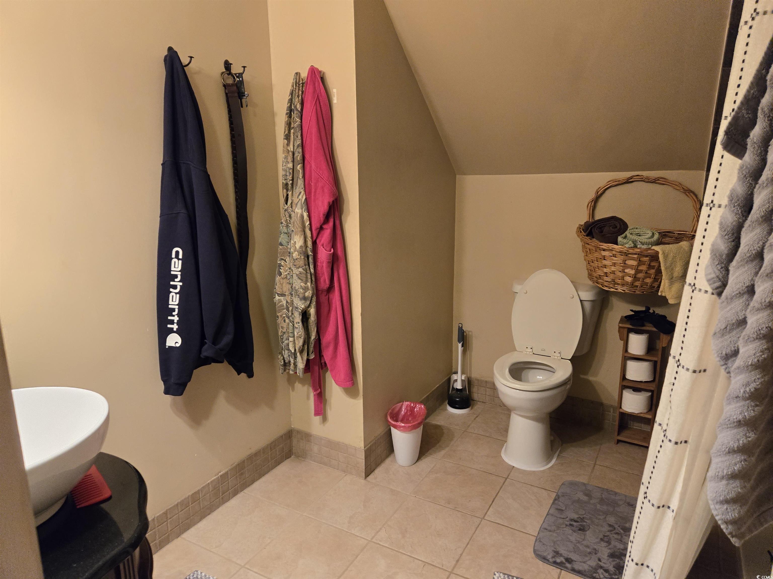 938 Fox Hollow Rd. Property Photo 26