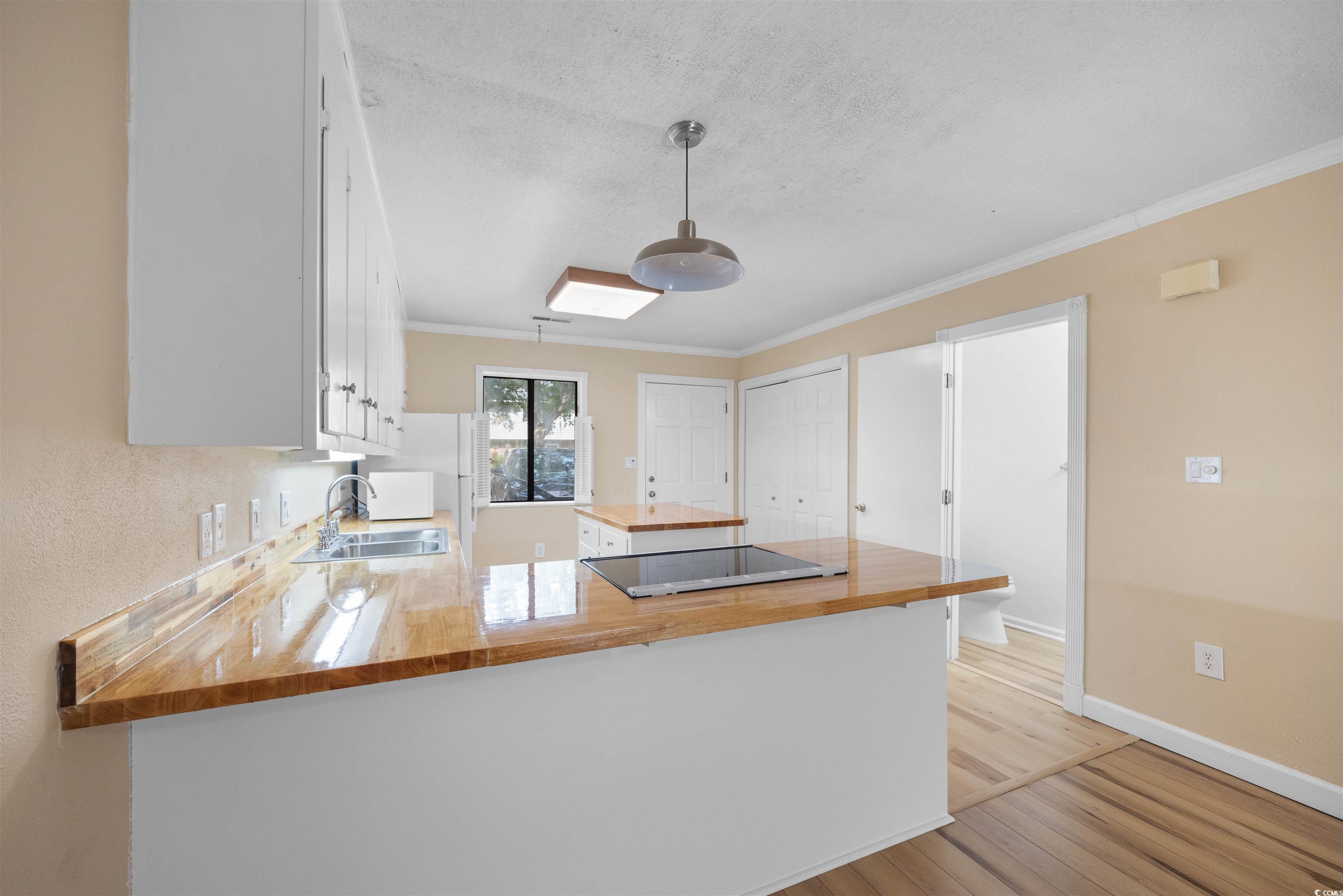 5185 Inlet Garden Ct. Property Photo 4