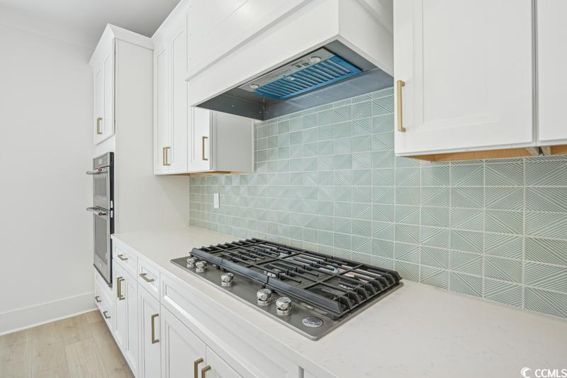 1035 Milford Way Property Photo 4