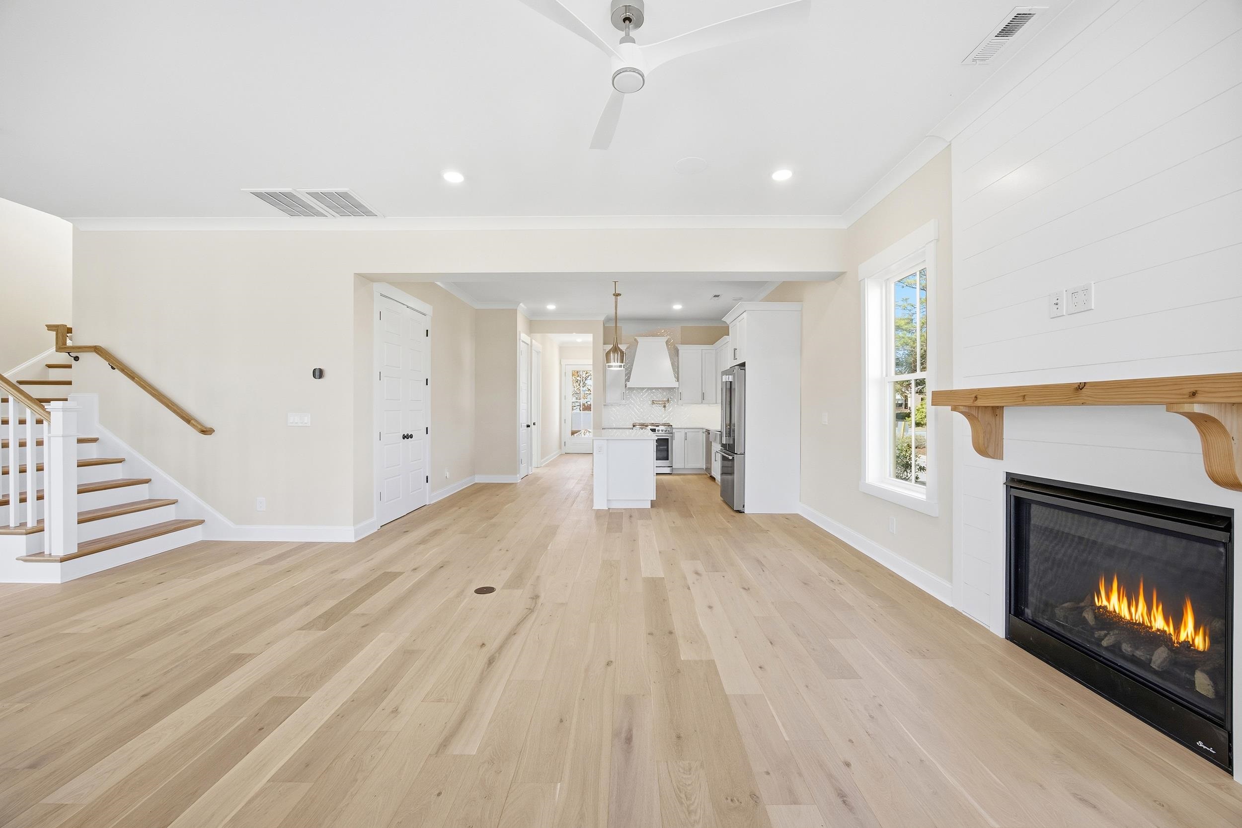 8111 Laurel Ash Ave. Property Photo 10