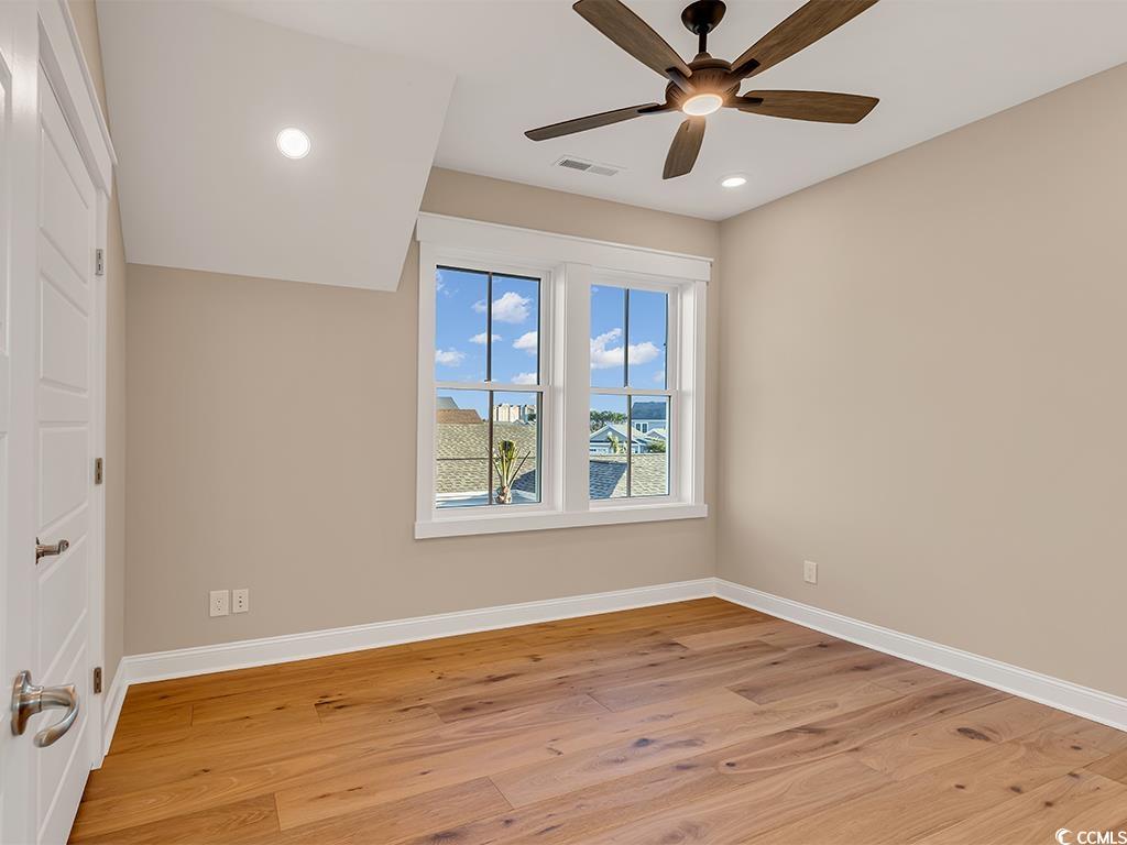 8111 Laurel Ash Ave. Property Photo 14