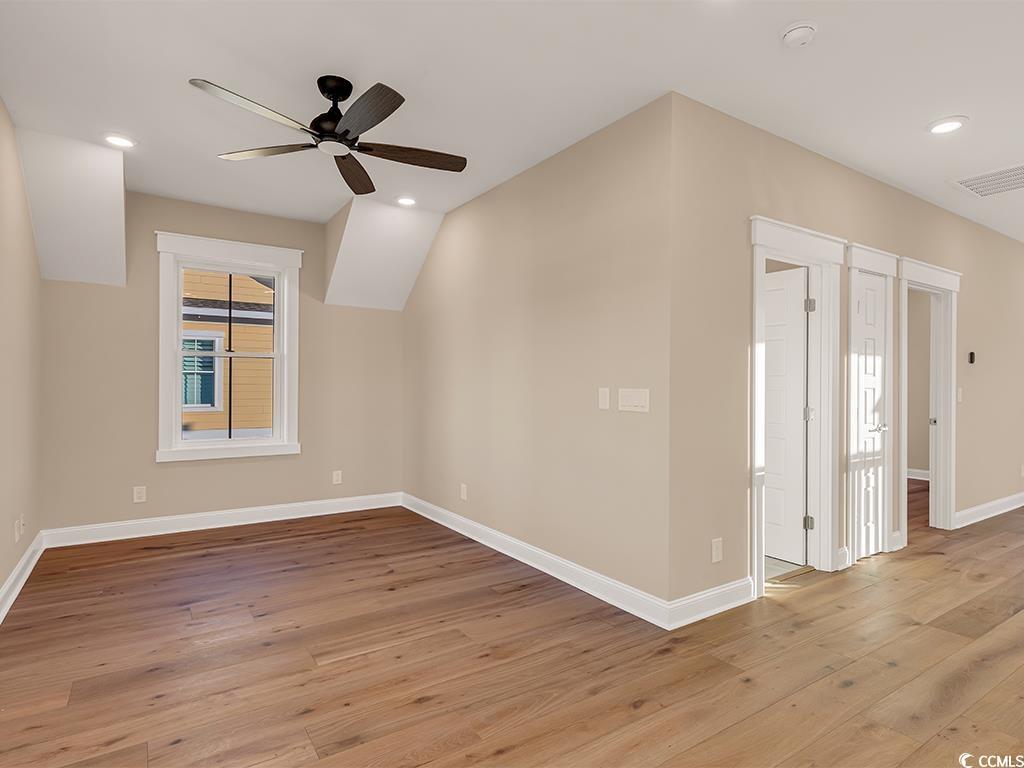 8111 Laurel Ash Ave. Property Photo 16