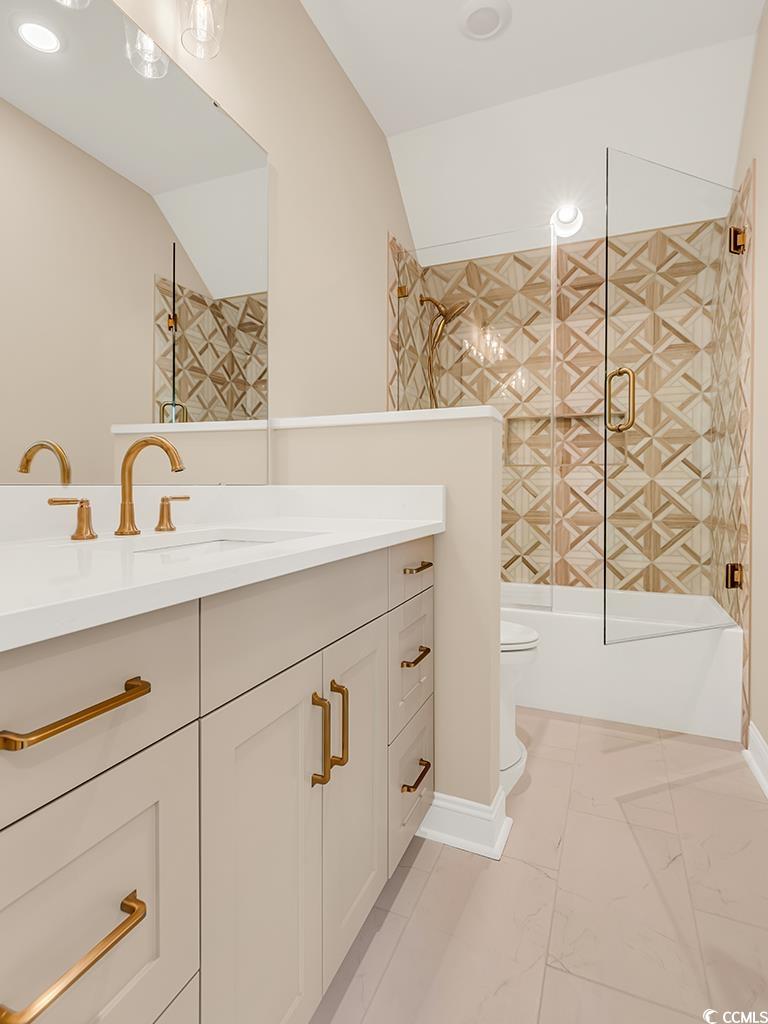 8111 Laurel Ash Ave. Property Photo 25
