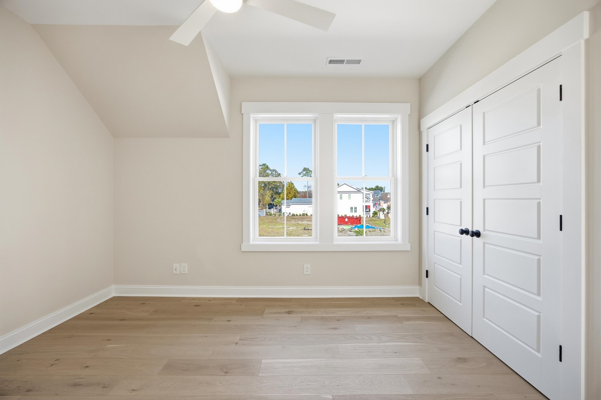 8111 Laurel Ash Ave. Property Photo 60
