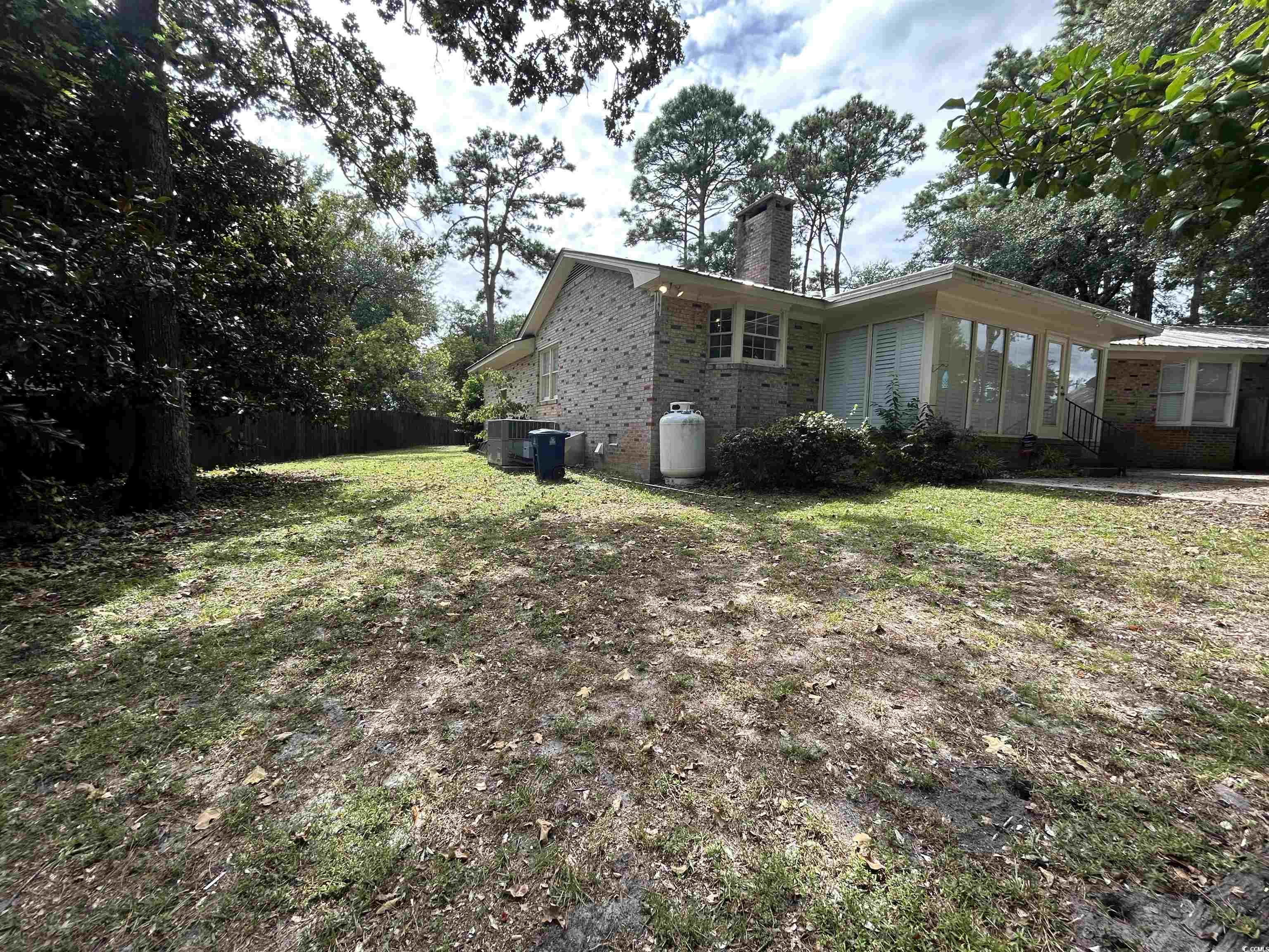 902 N 11th Ave. N Property Photo 6