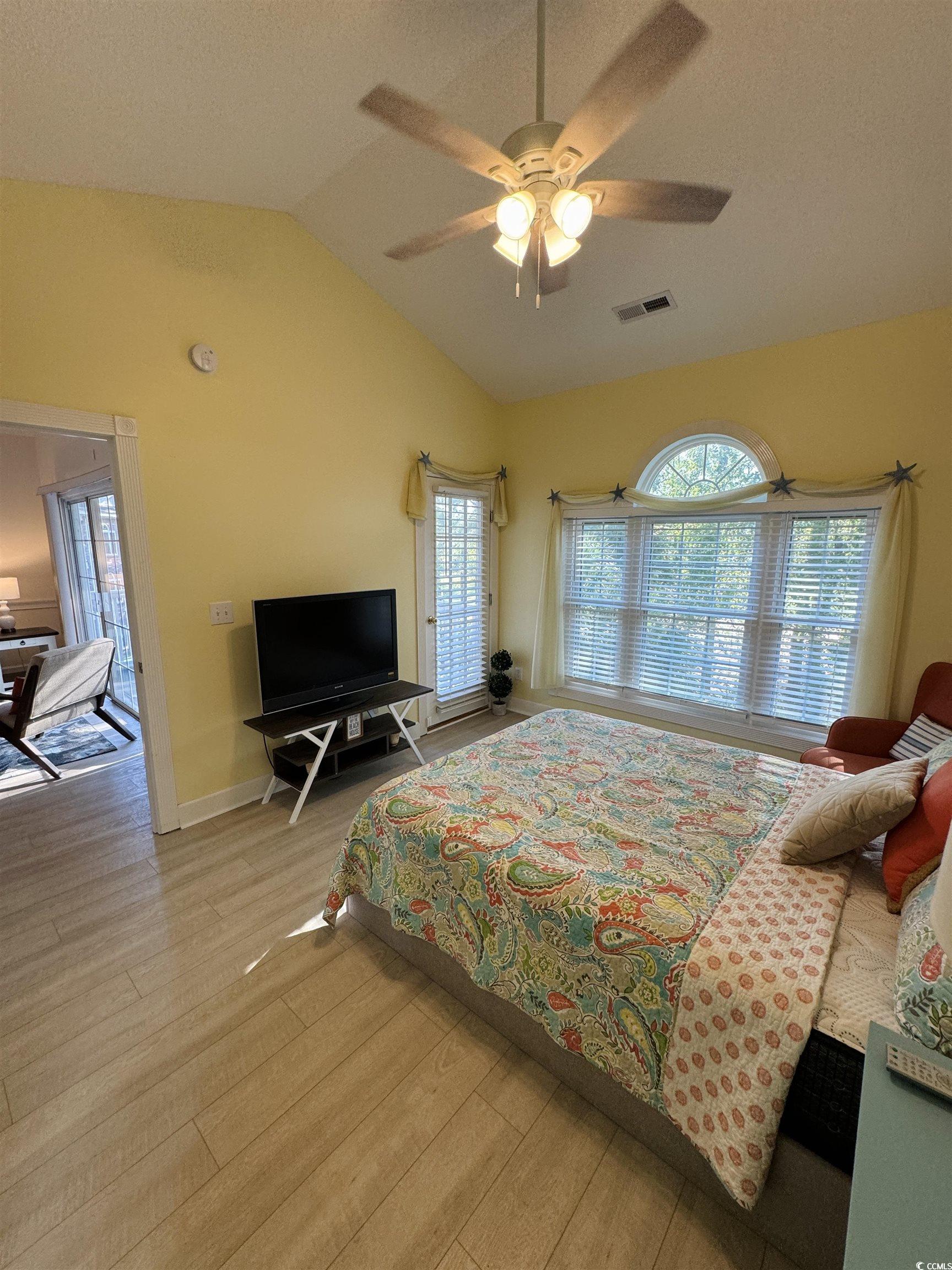 674 Riverwalk Dr. Property Photo 10