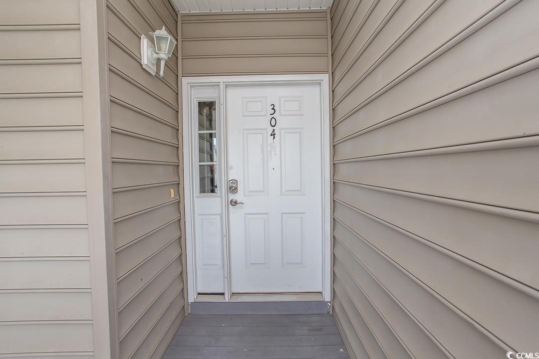 5810 Longwood Dr. Property Photo 3