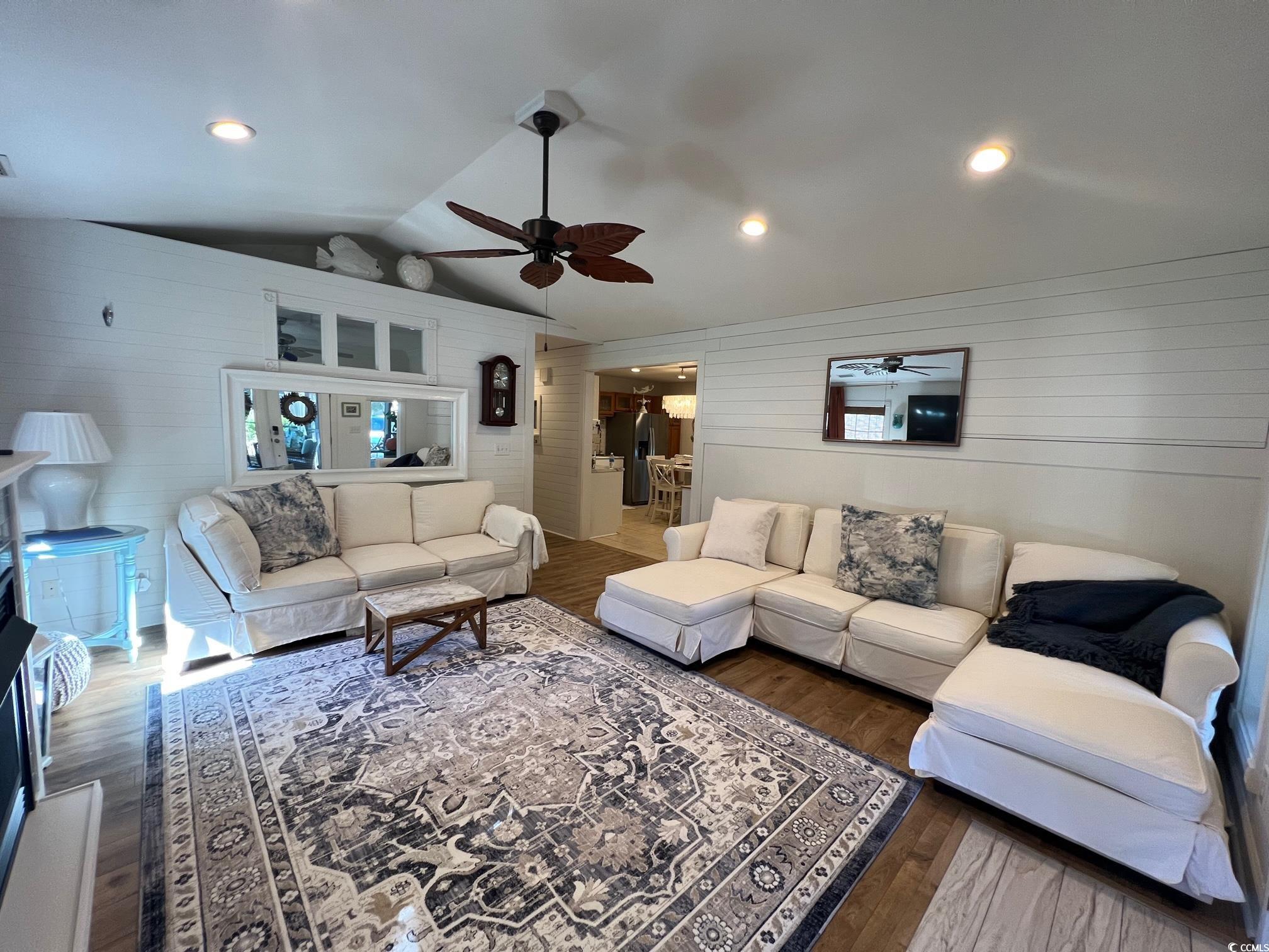 6646 Cinnamon Fern Ln. Property Photo 5