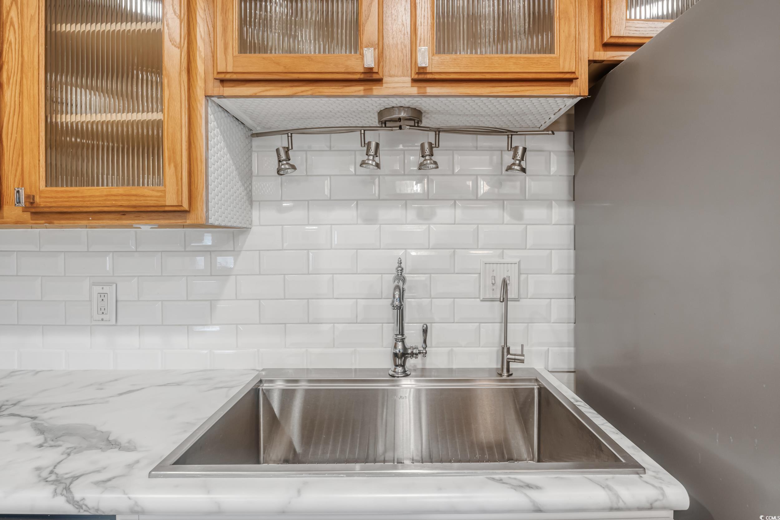 6646 Cinnamon Fern Ln. Property Photo 13