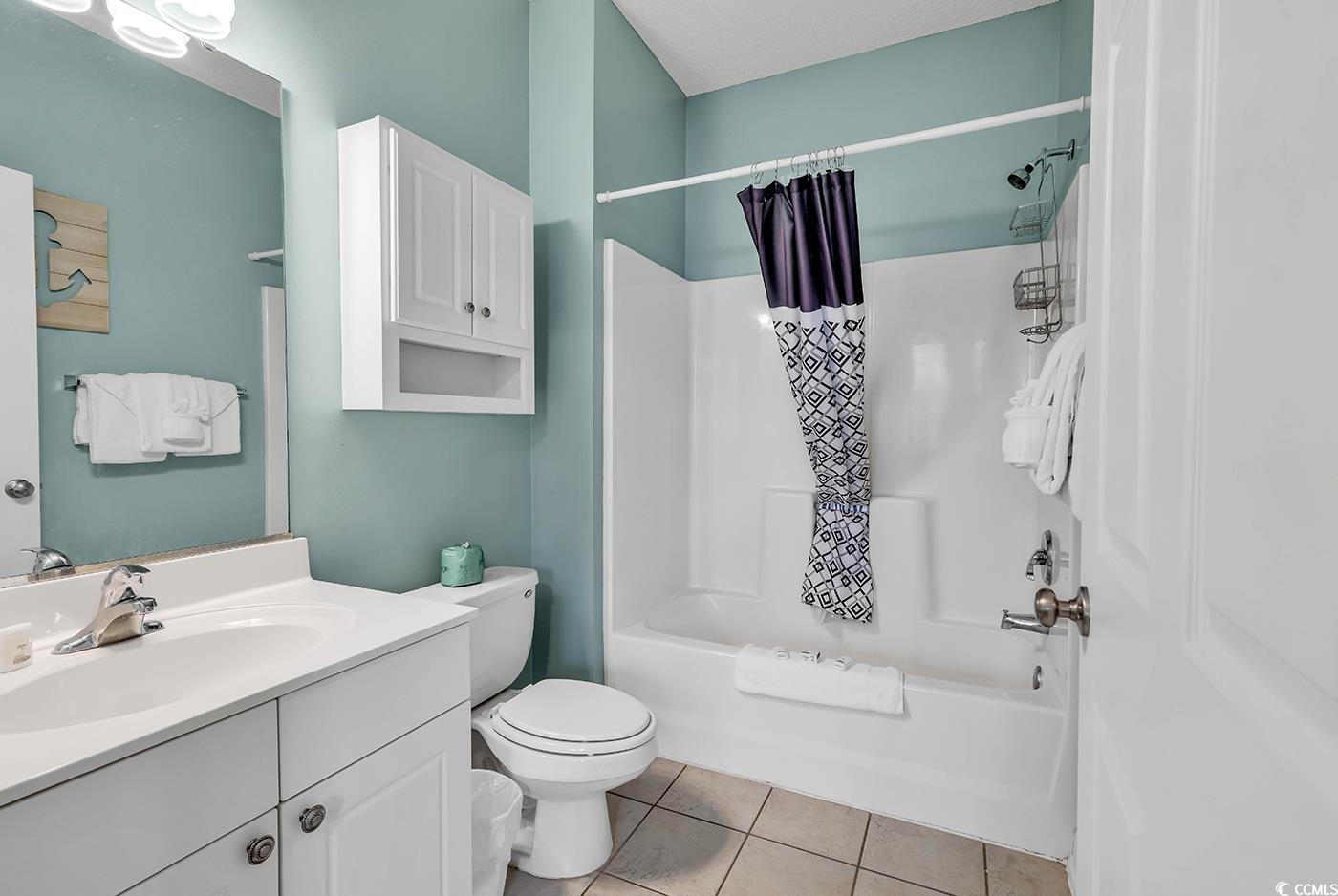 5825 Catalina Dr. Property Photo 17