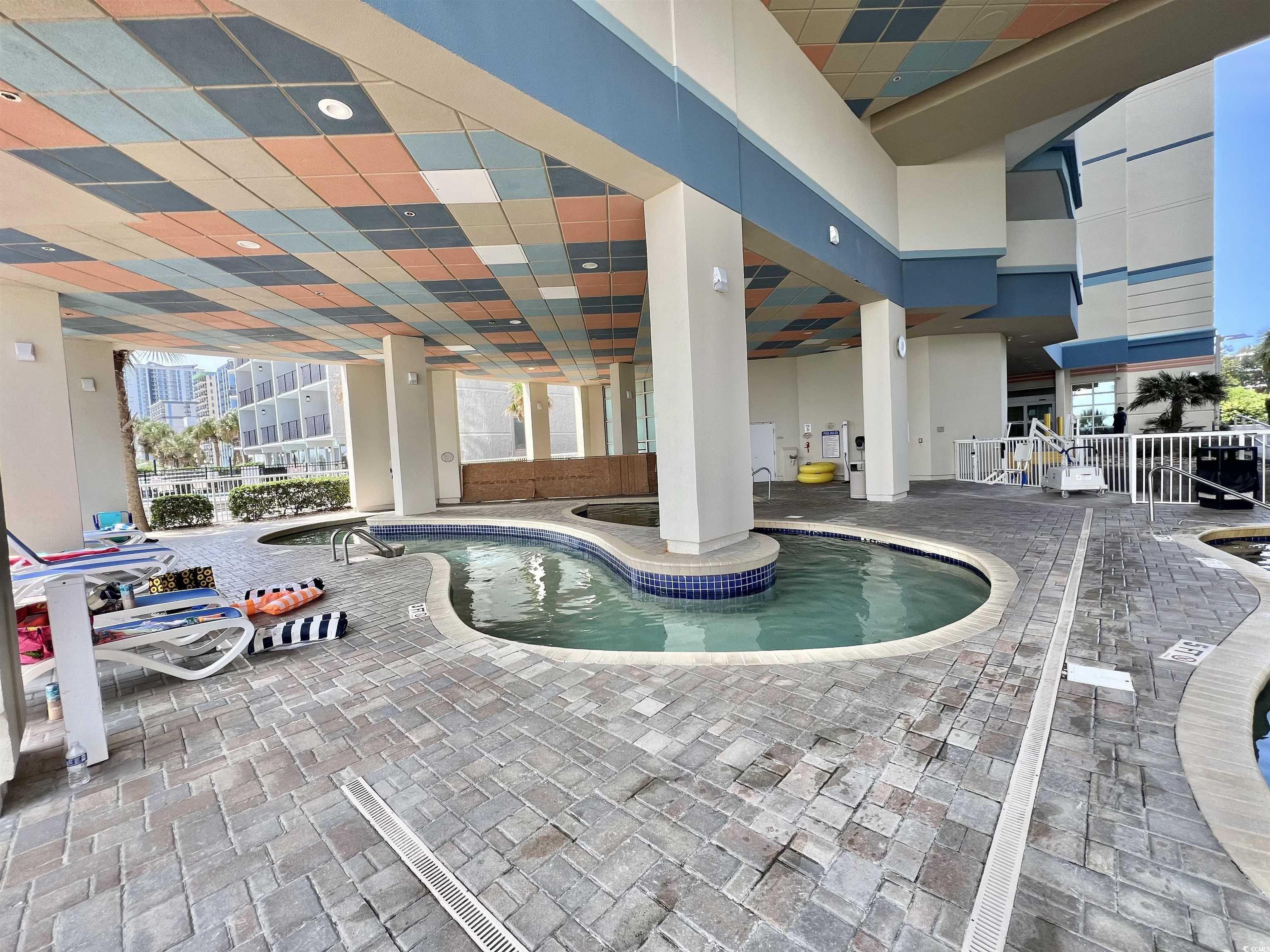 2504 N Ocean Blvd. Property Photo 32