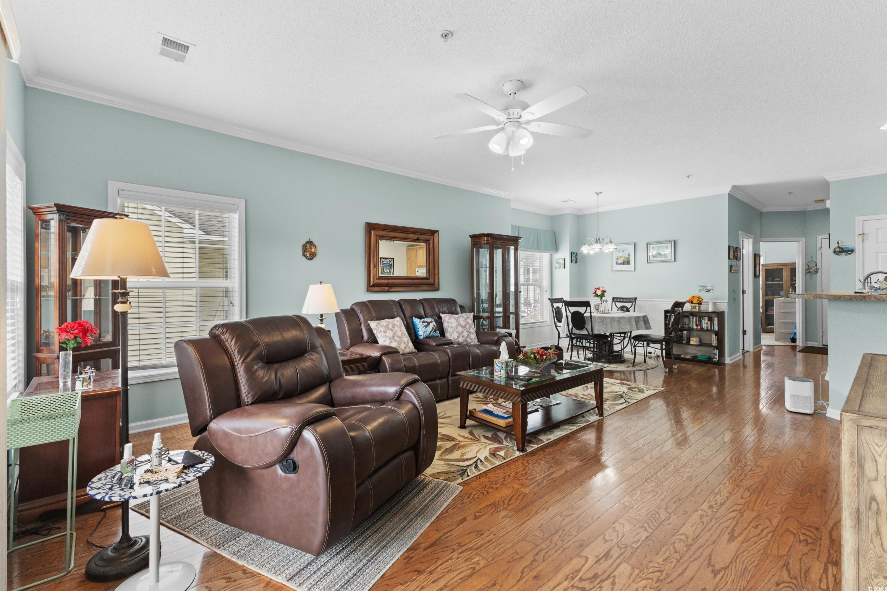 5882 Longwood Dr. Property Photo 8