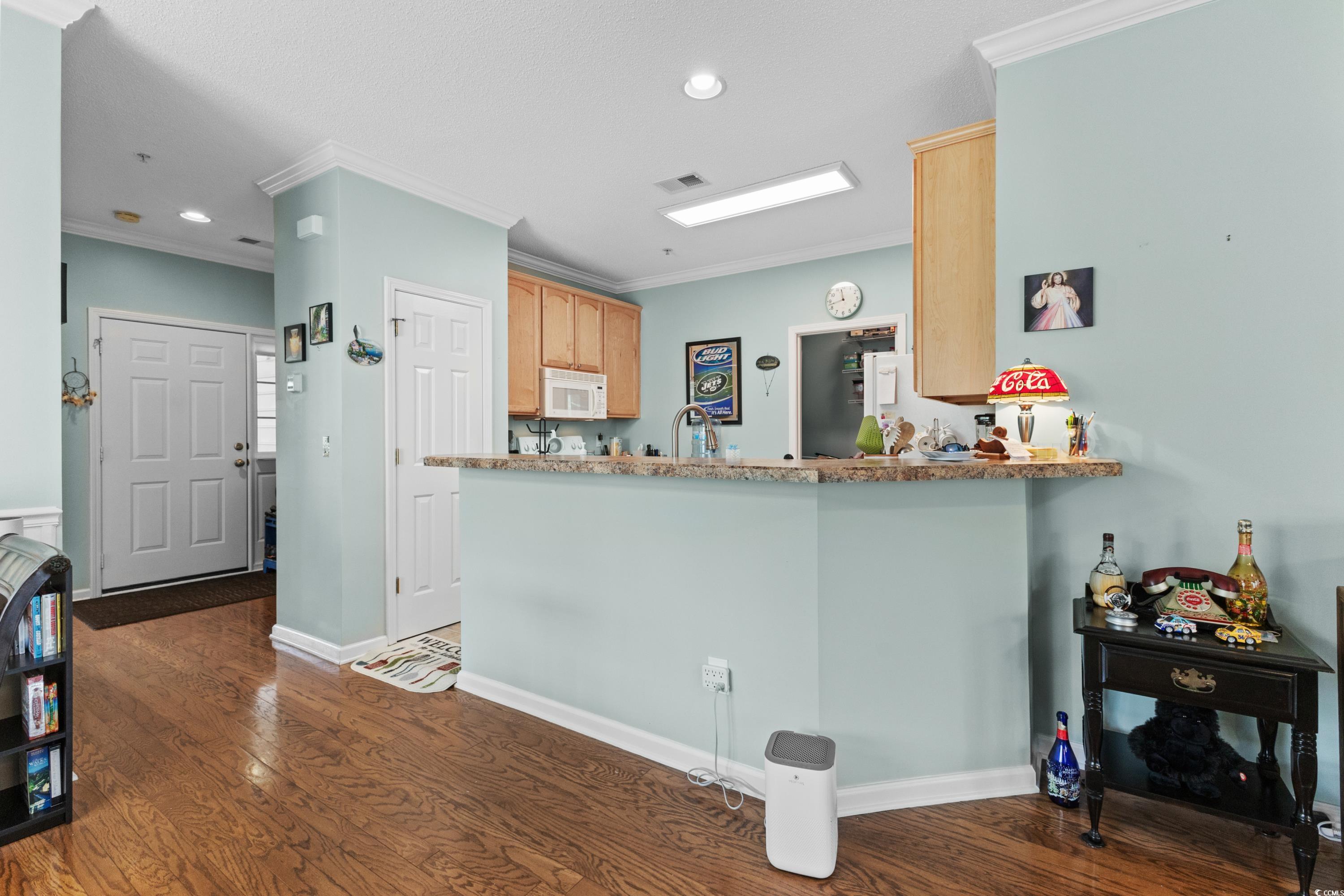 5882 Longwood Dr. Property Photo 11