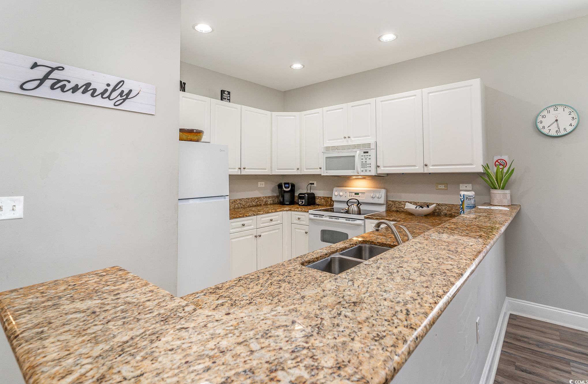 1009 World Tour Blvd. Property Photo 6