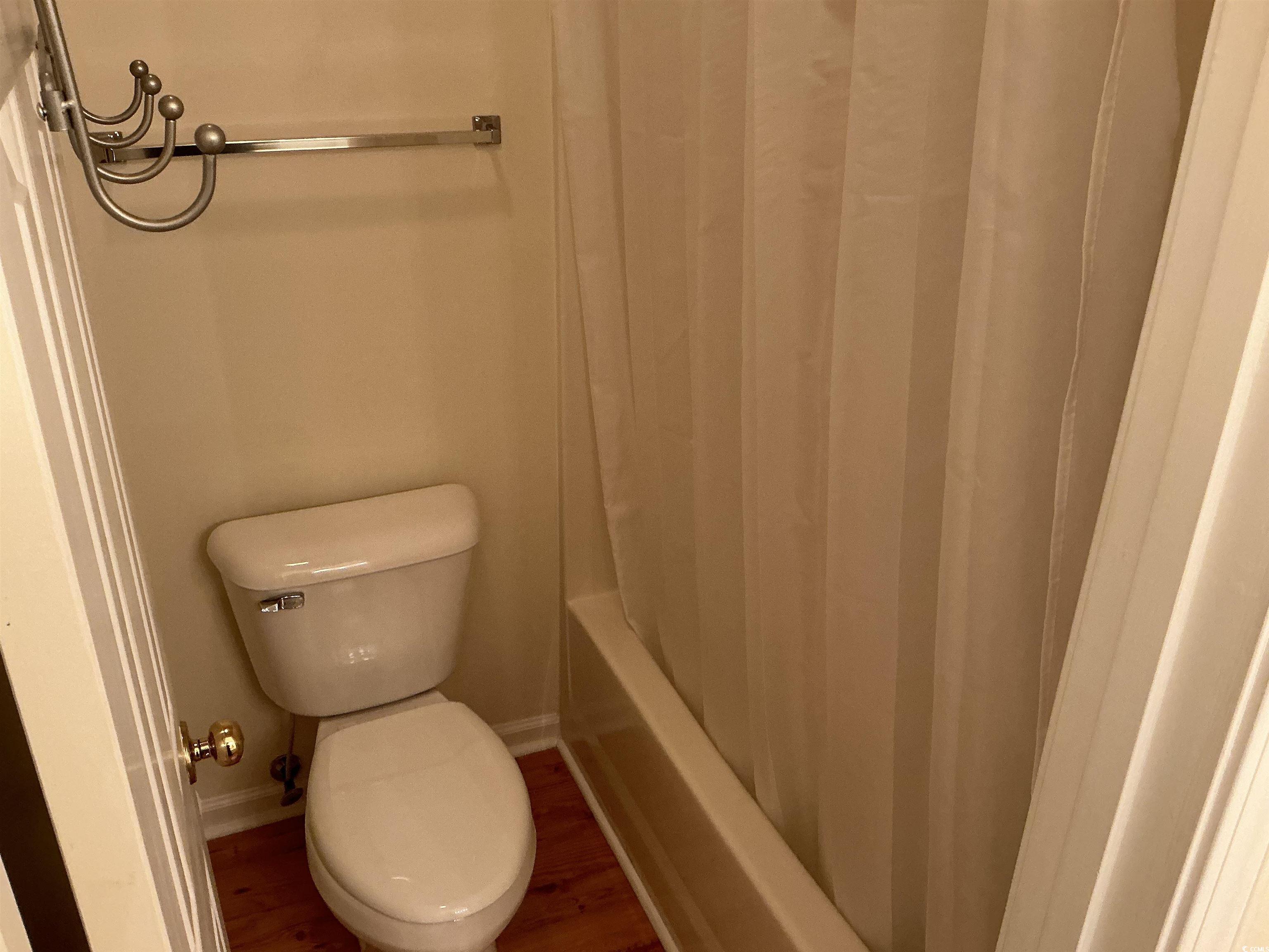 616 River Oaks Dr. Property Photo 17