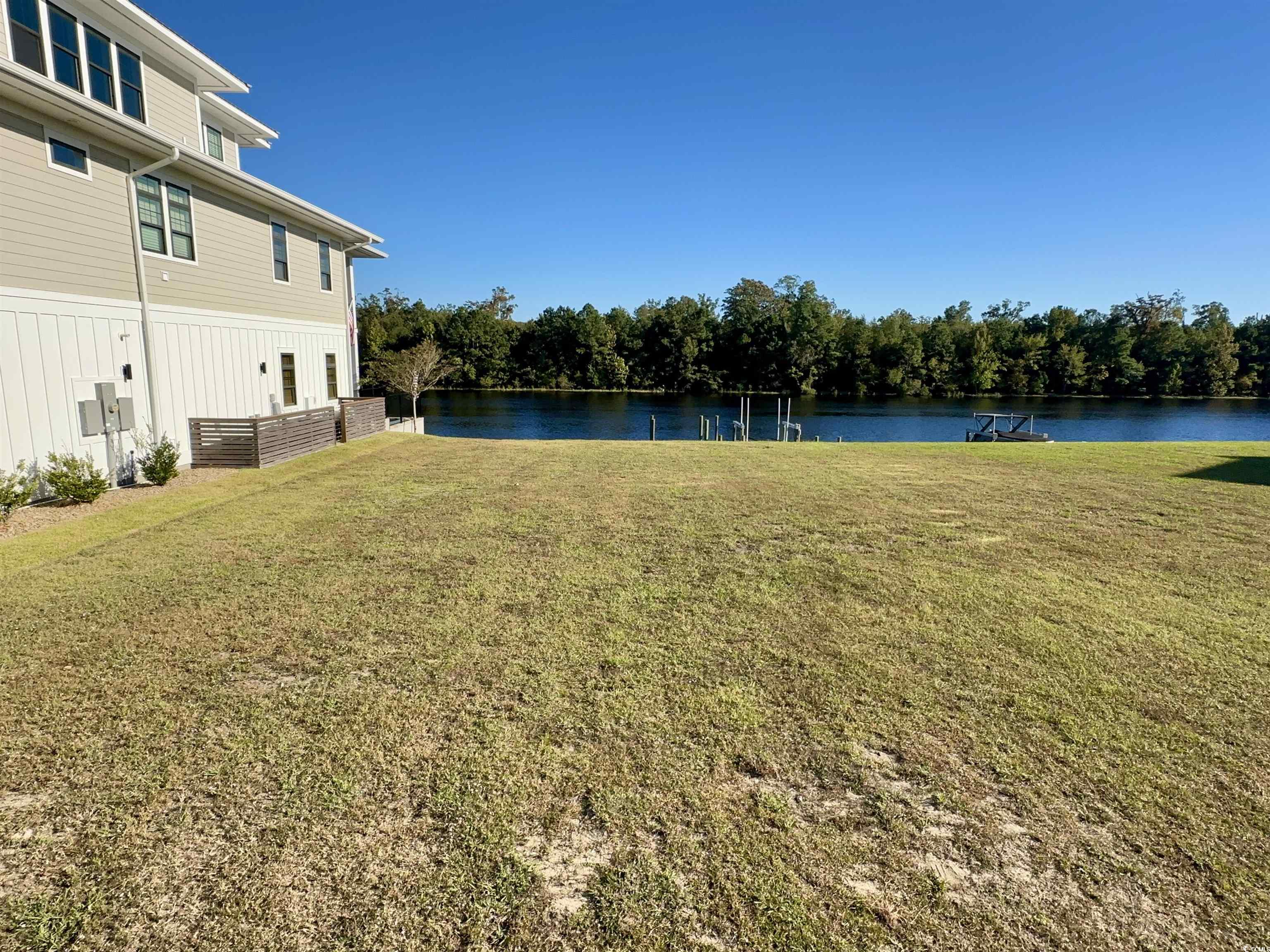 469 Harbour View Dr. Property Photo 1