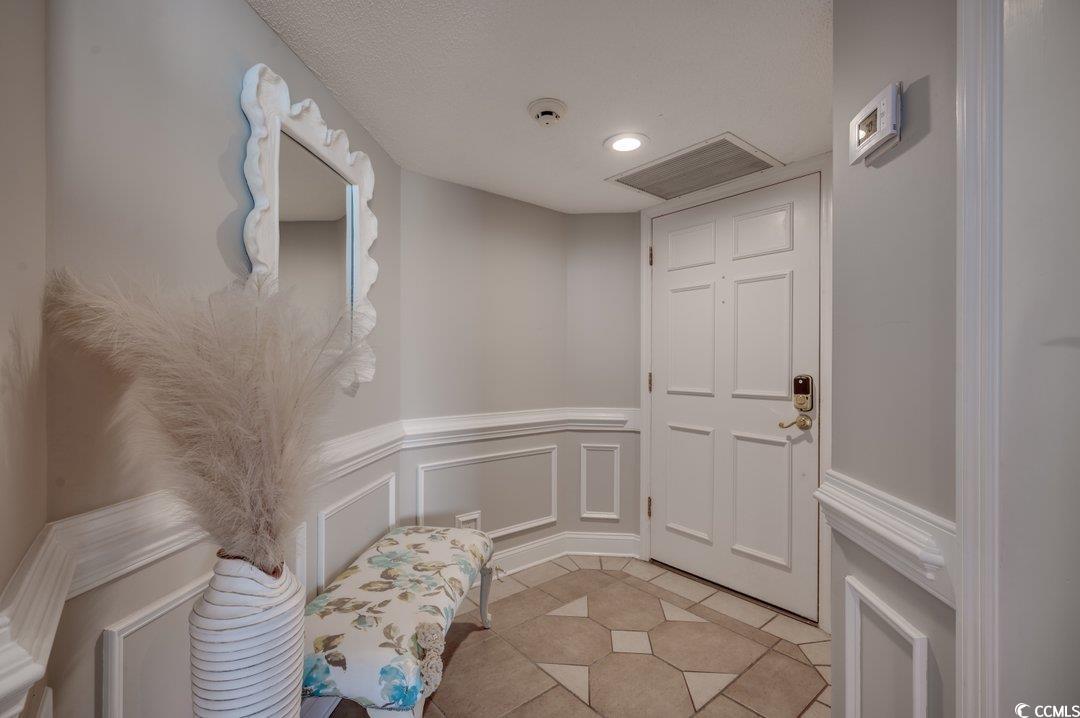 9650 Shore Dr. Property Photo 2