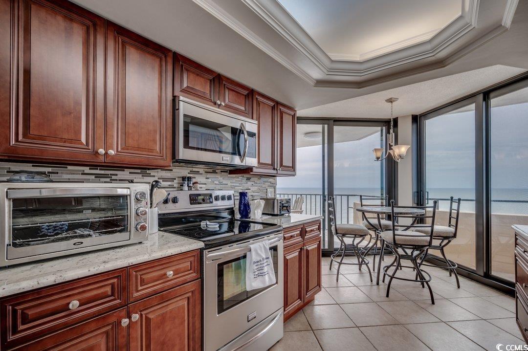 9650 Shore Dr. Property Photo 10