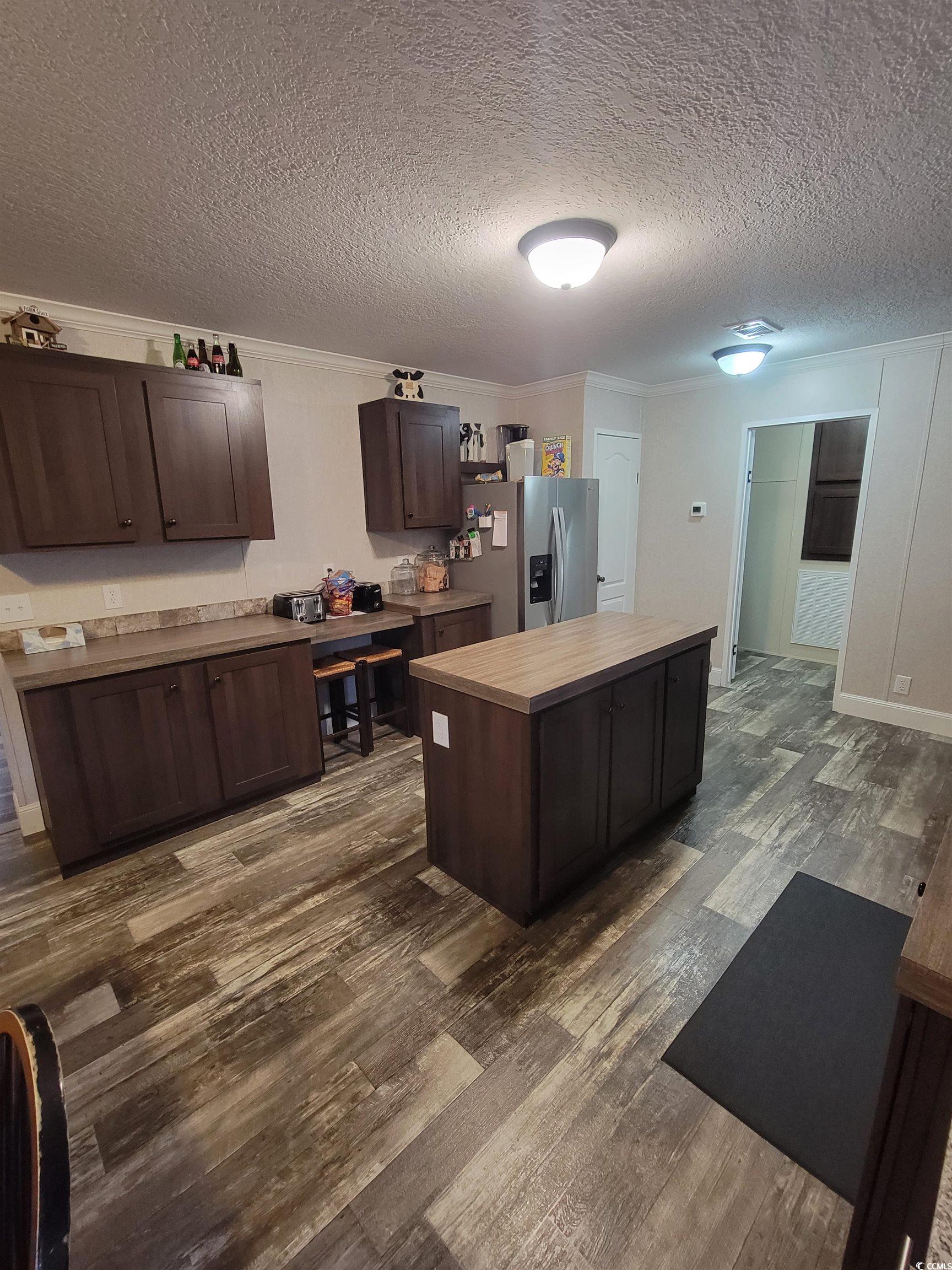 6350 Morris Pl. Property Photo 6