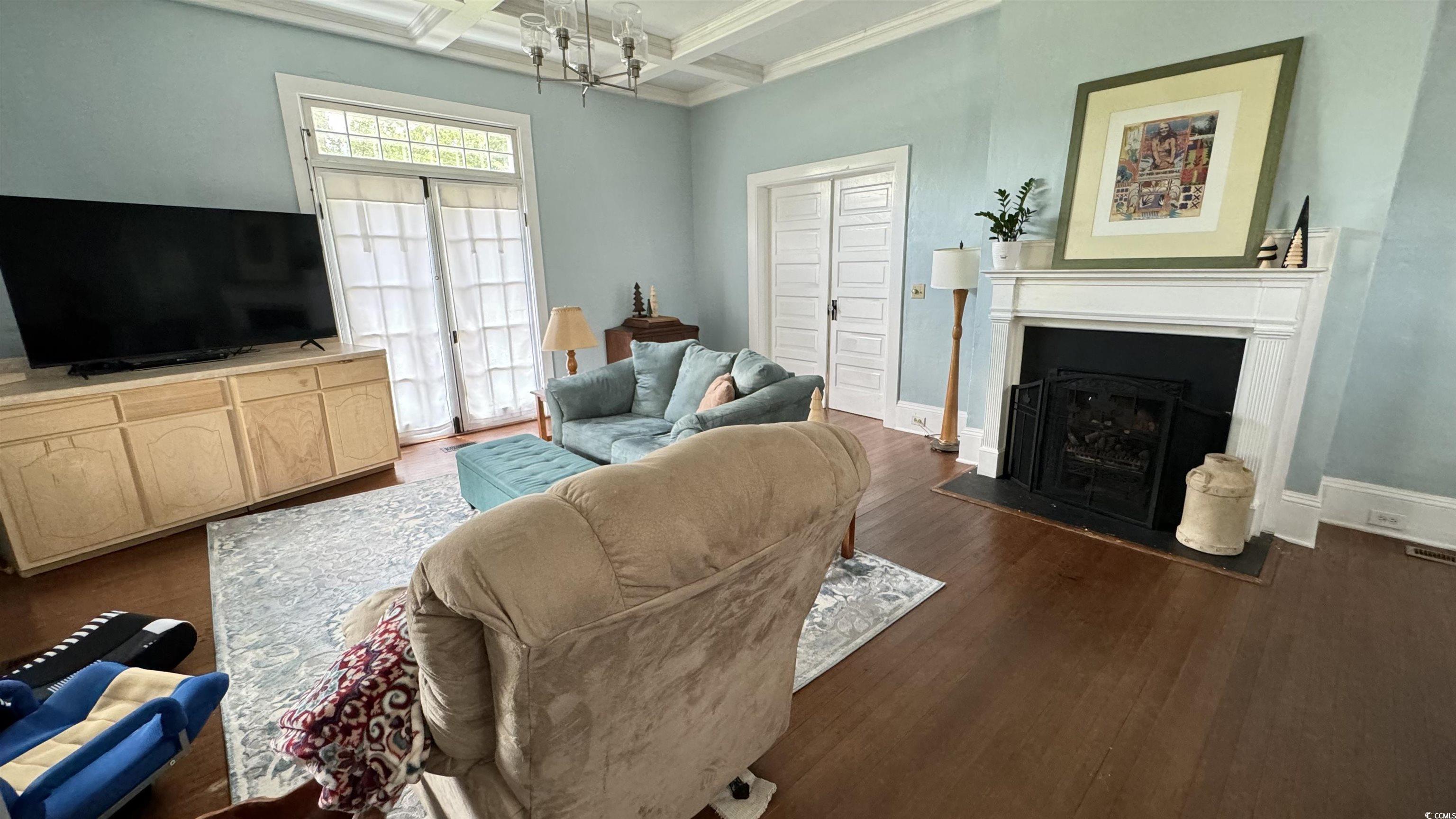 829 N Main St. Property Photo 16