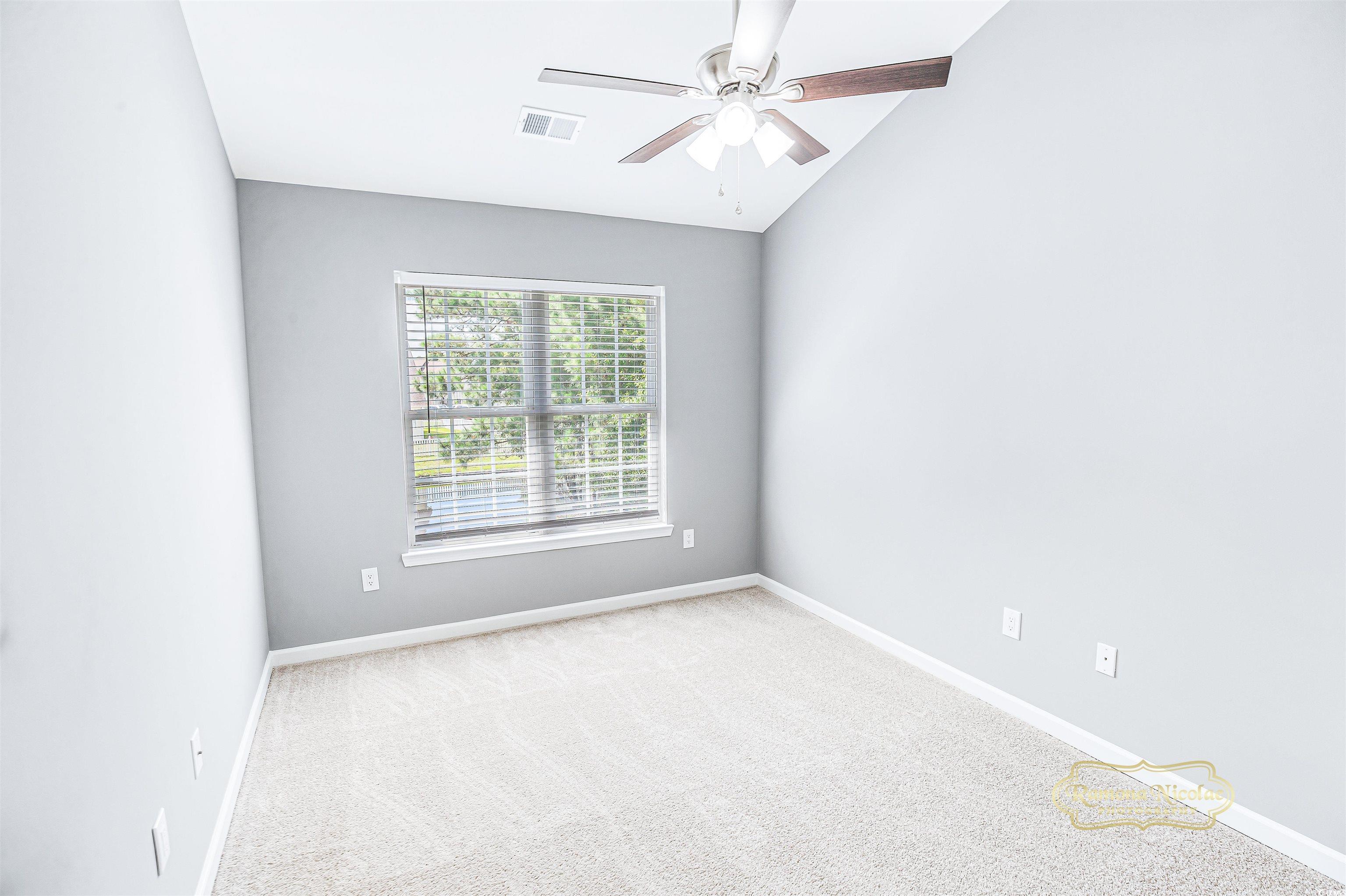 629 Slash Pine Ct. Property Photo 20