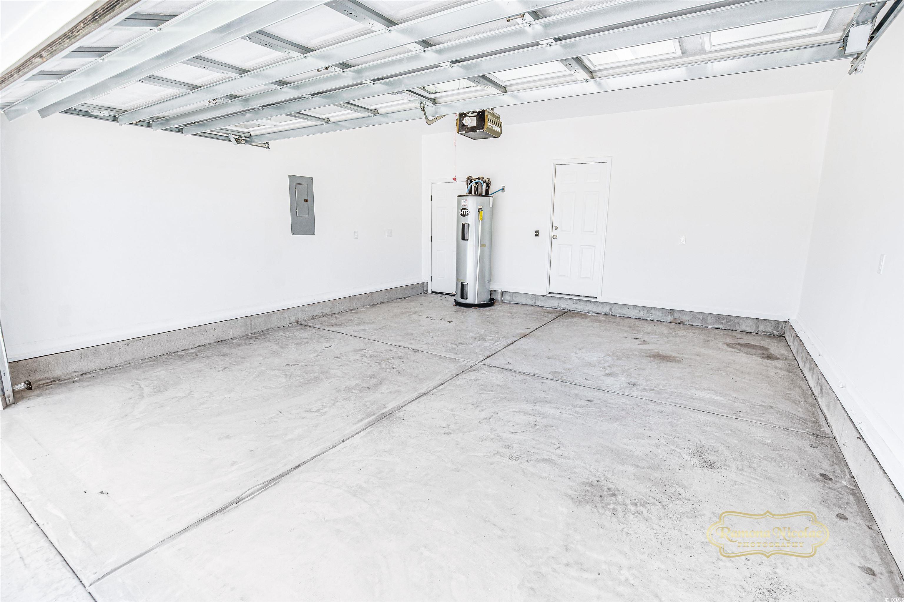 629 Slash Pine Ct. Property Photo 22