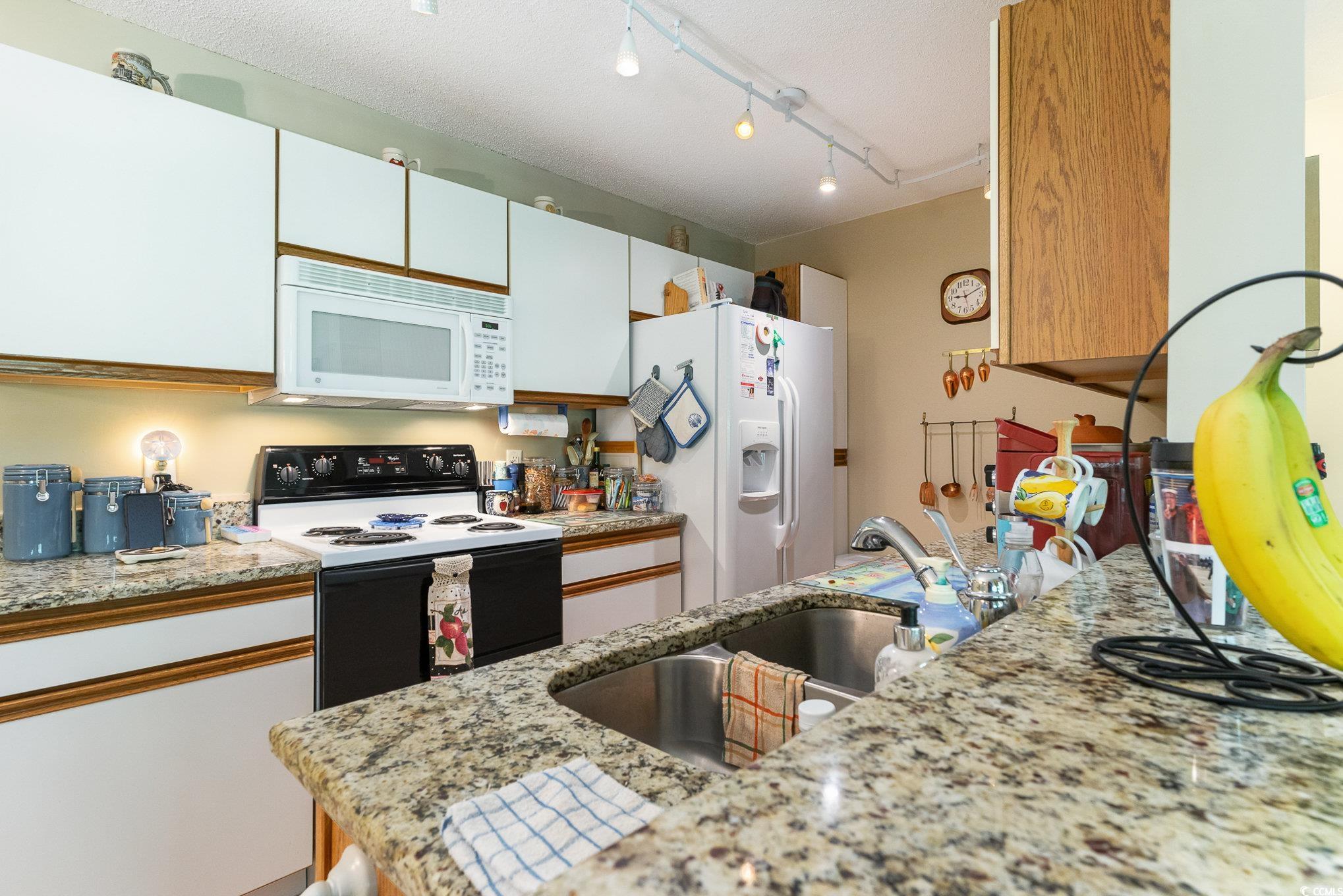 4390 Daphne Ln. Property Photo 14