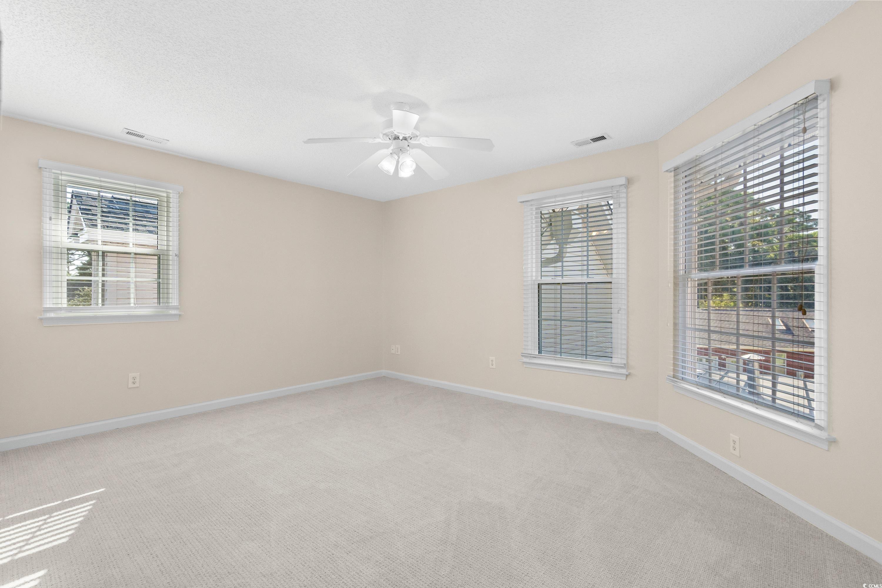 9325 Cove Dr. Property Photo 23